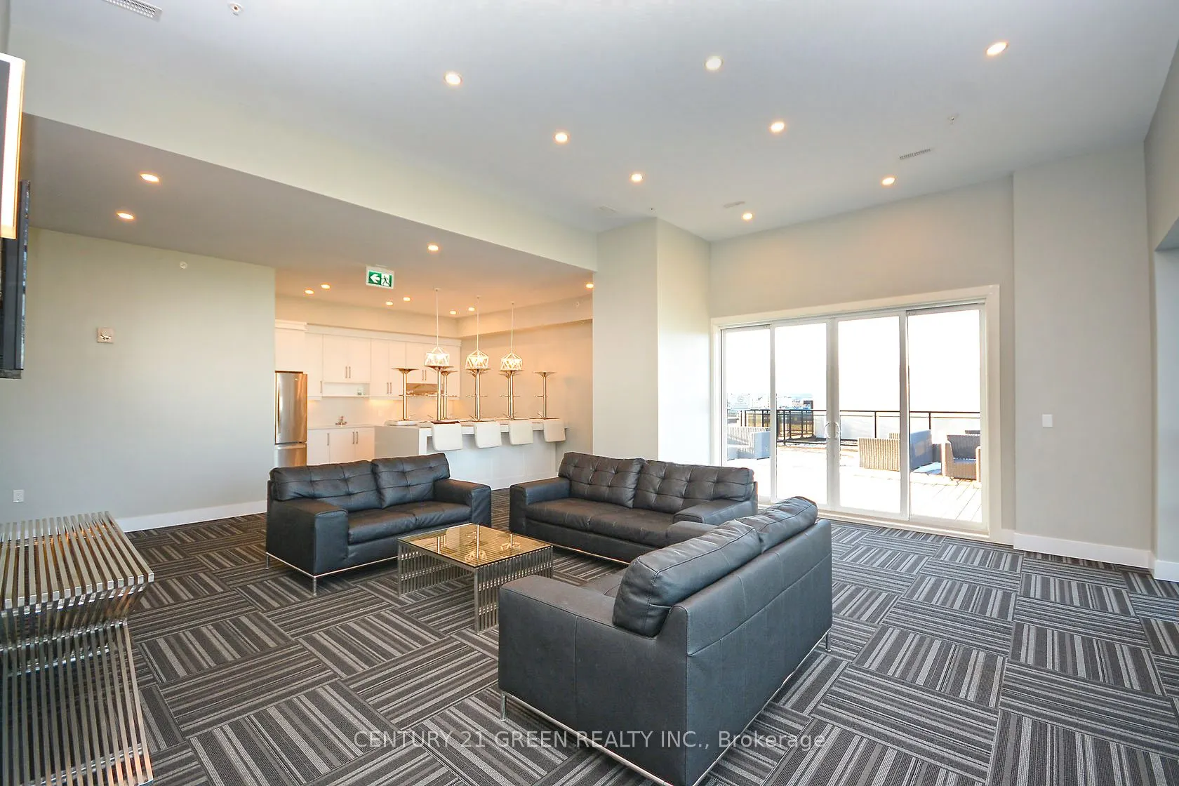 630 Sauve Street, #417