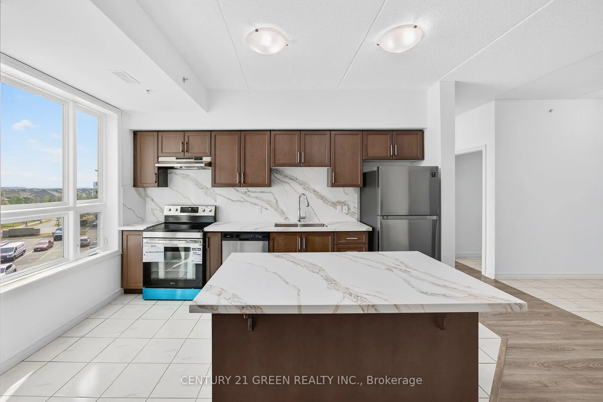 630 Sauve Street, #417