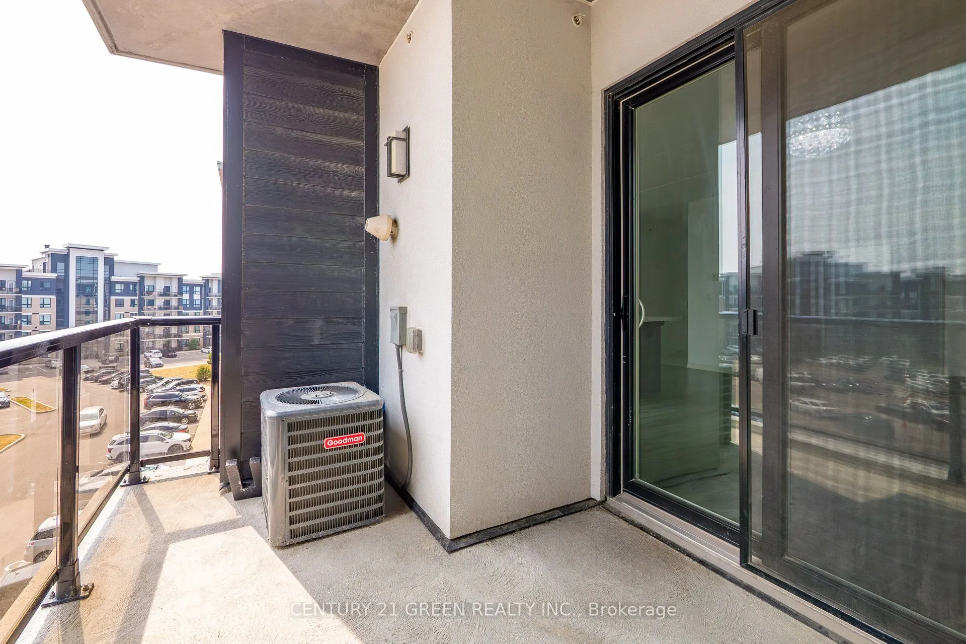 630 Sauve Street, #417