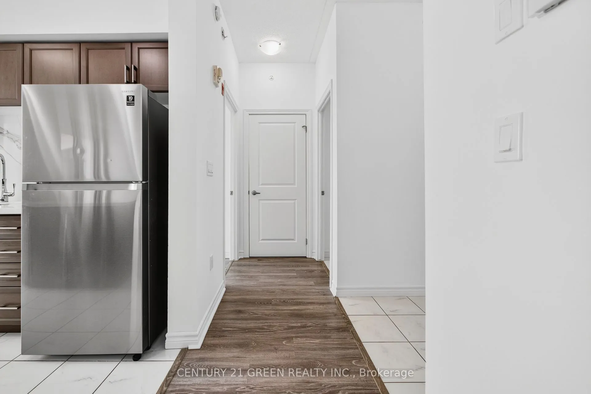 630 Sauve Street, #417