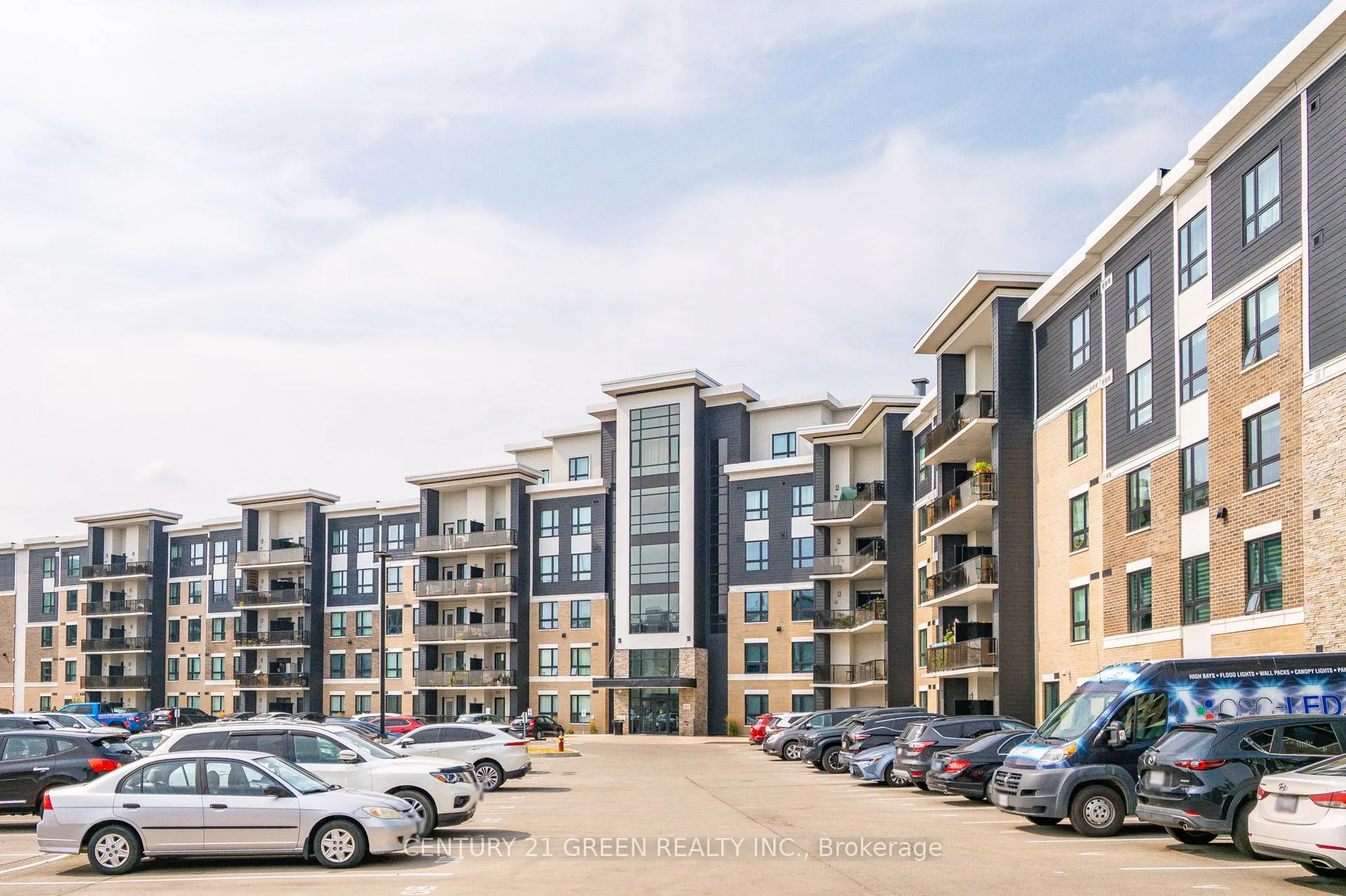 630 Sauve Street, #417