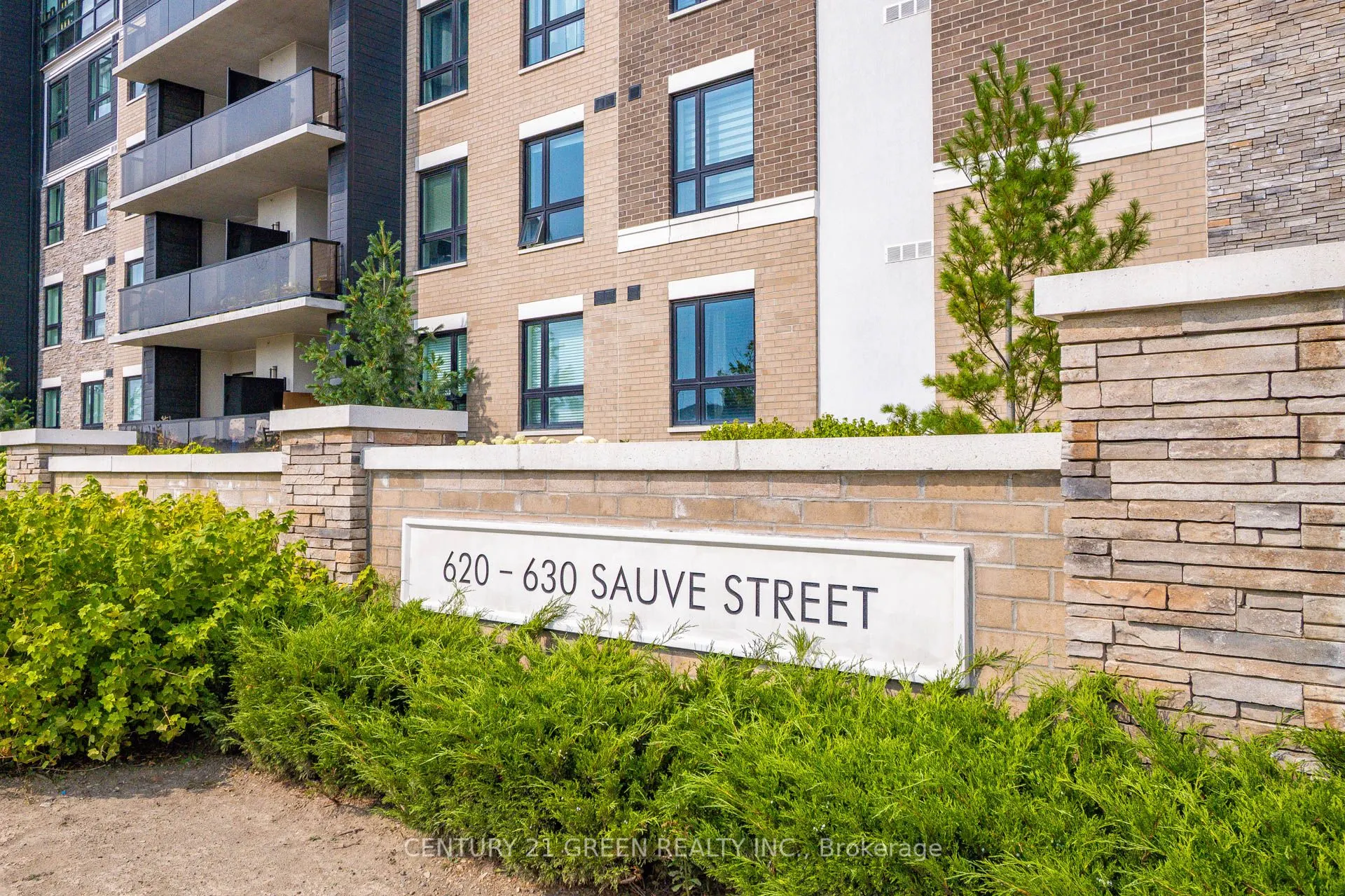 630 Sauve Street, #417