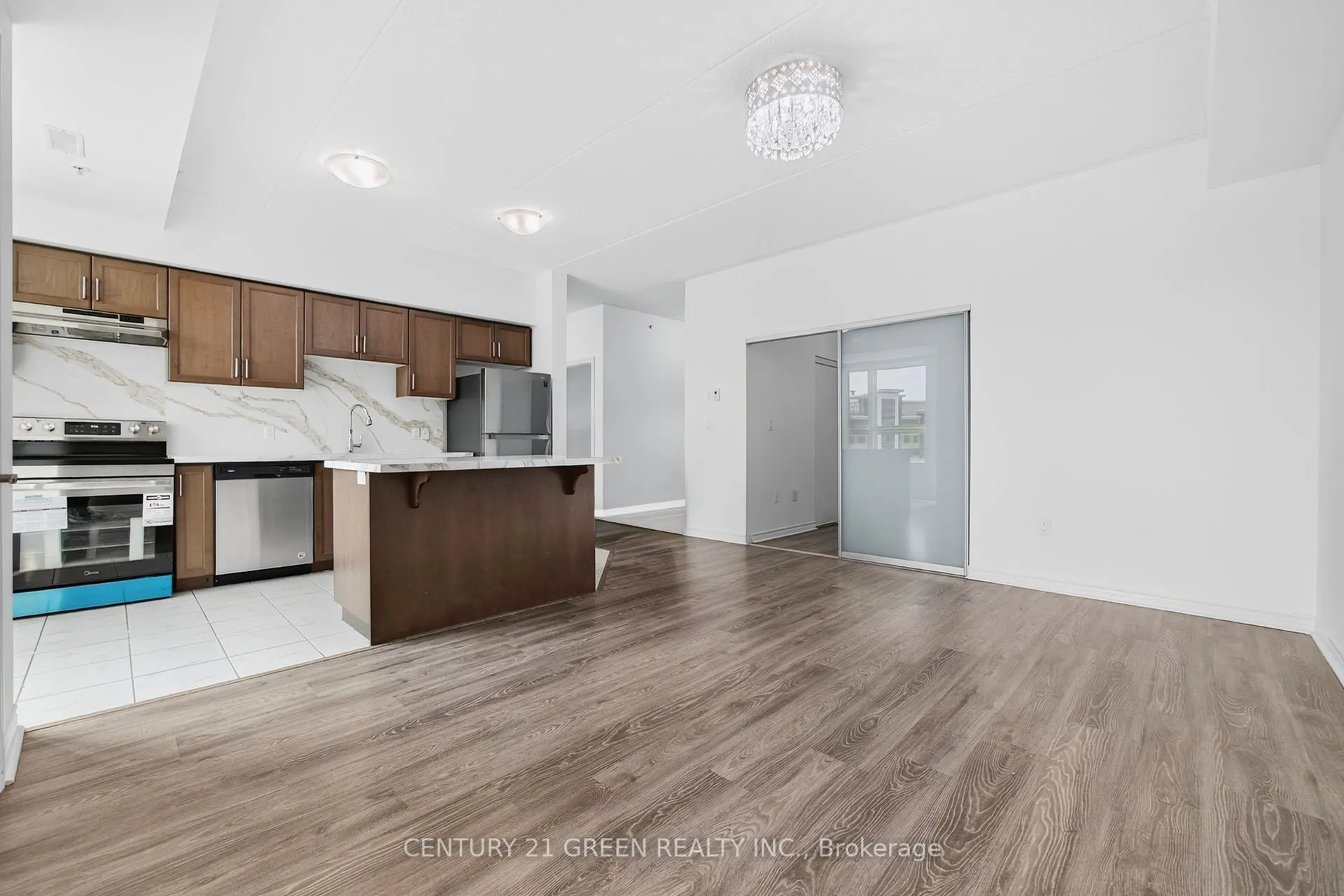 630 Sauve Street, #417