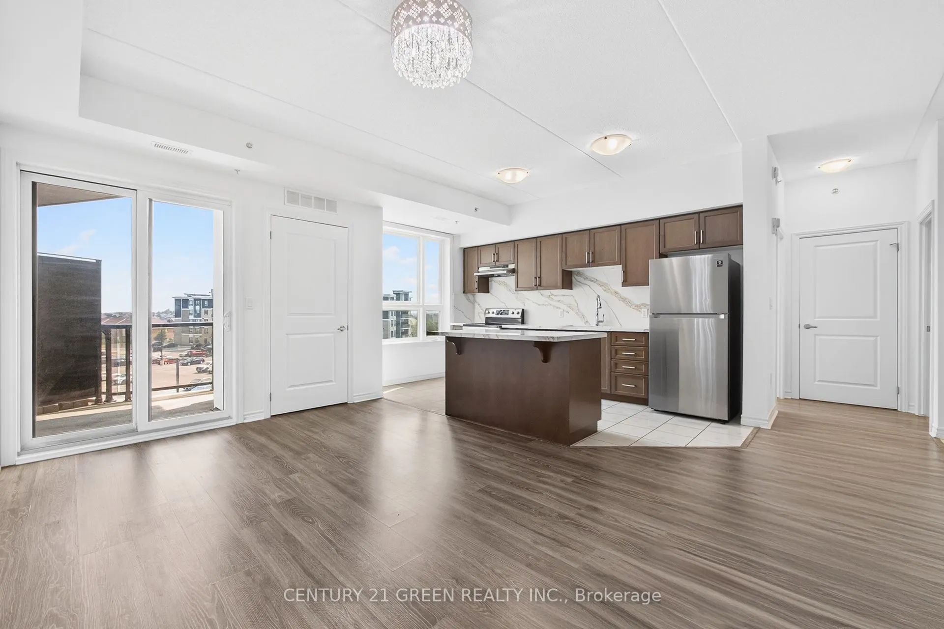 630 Sauve Street, #417