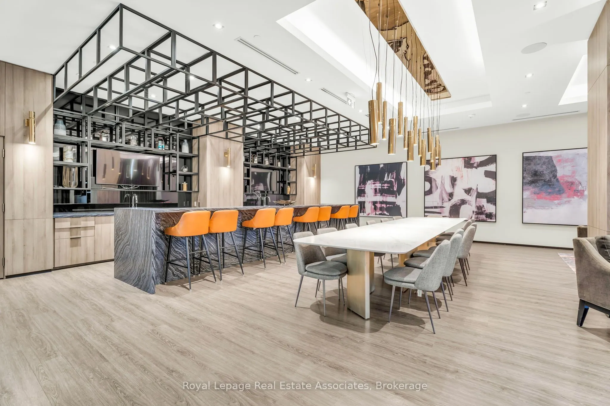 9 Mabelle Avenue, #1221