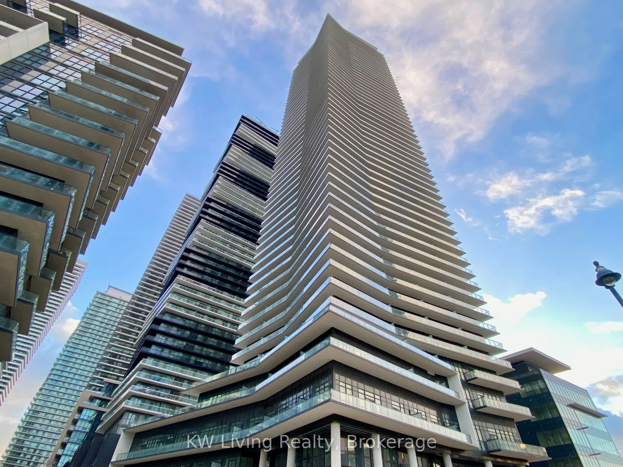 38 Annie Craig Drive, #1908