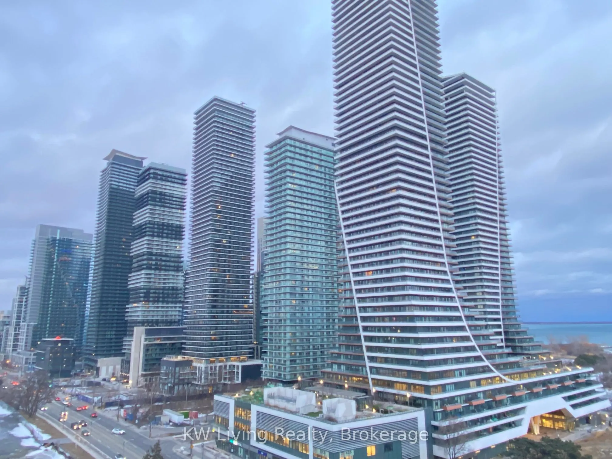 38 Annie Craig Drive, #1908