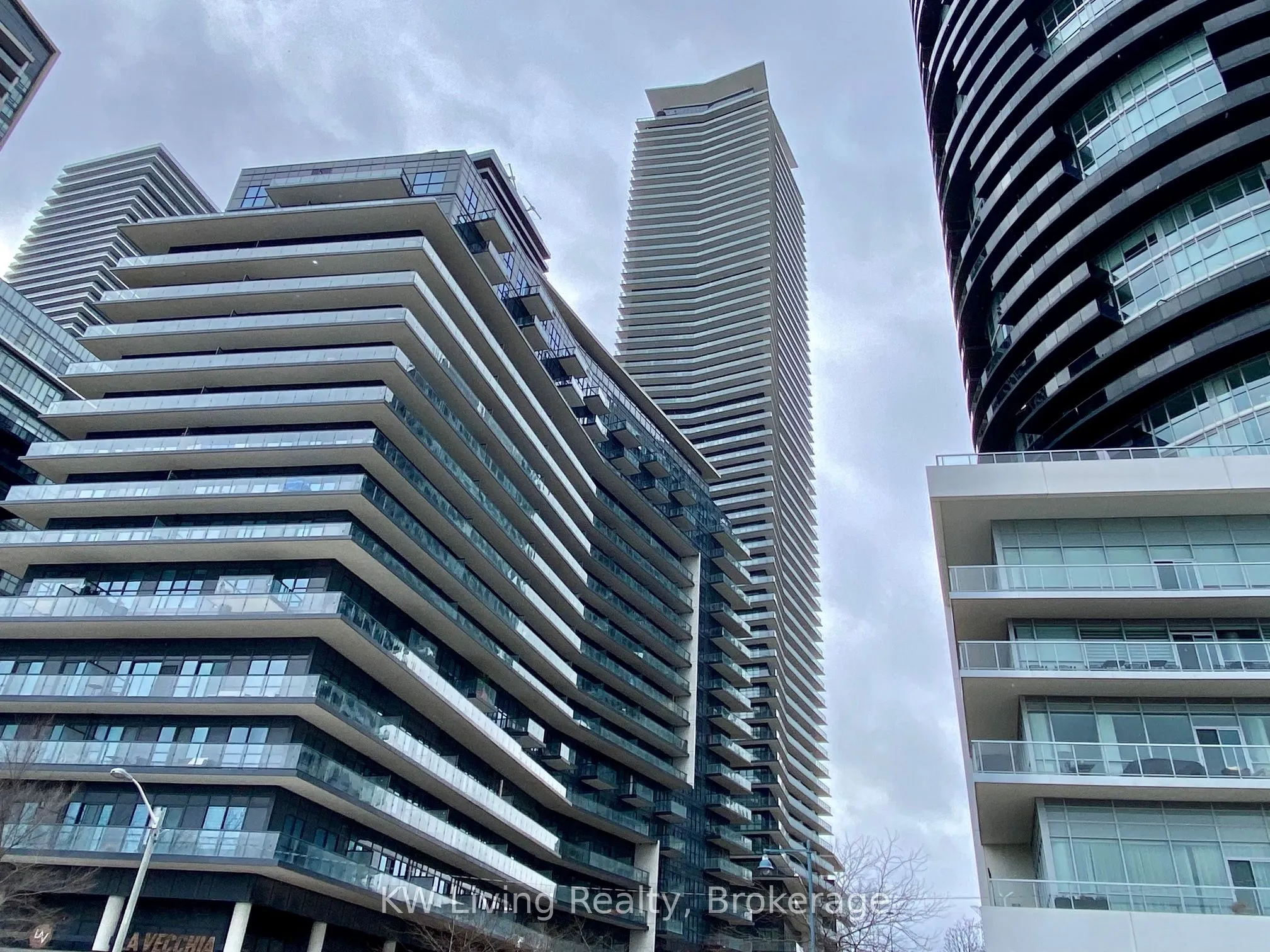 38 Annie Craig Drive, #1908