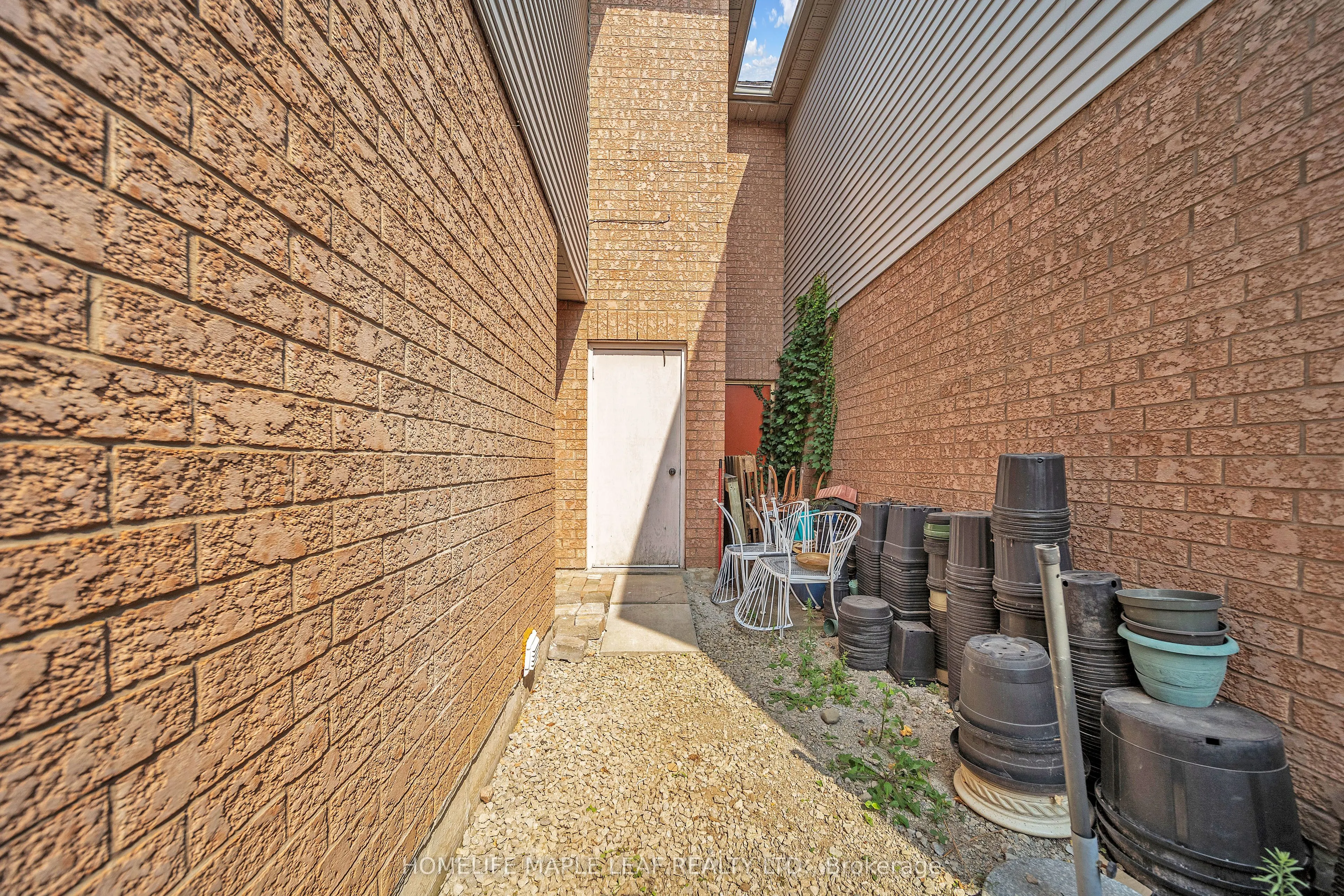 48 James Young Drive