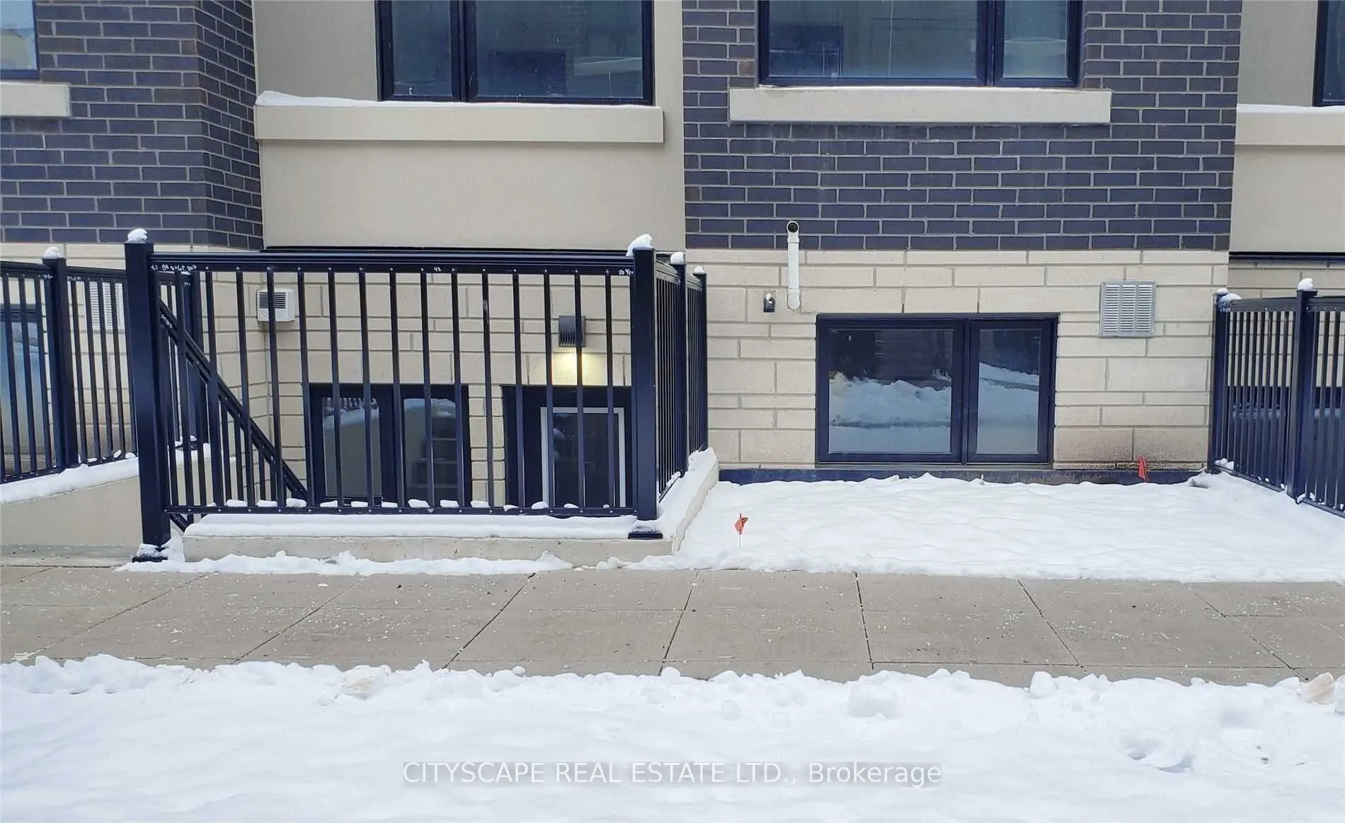 1133 Cooke Boulevard, #818