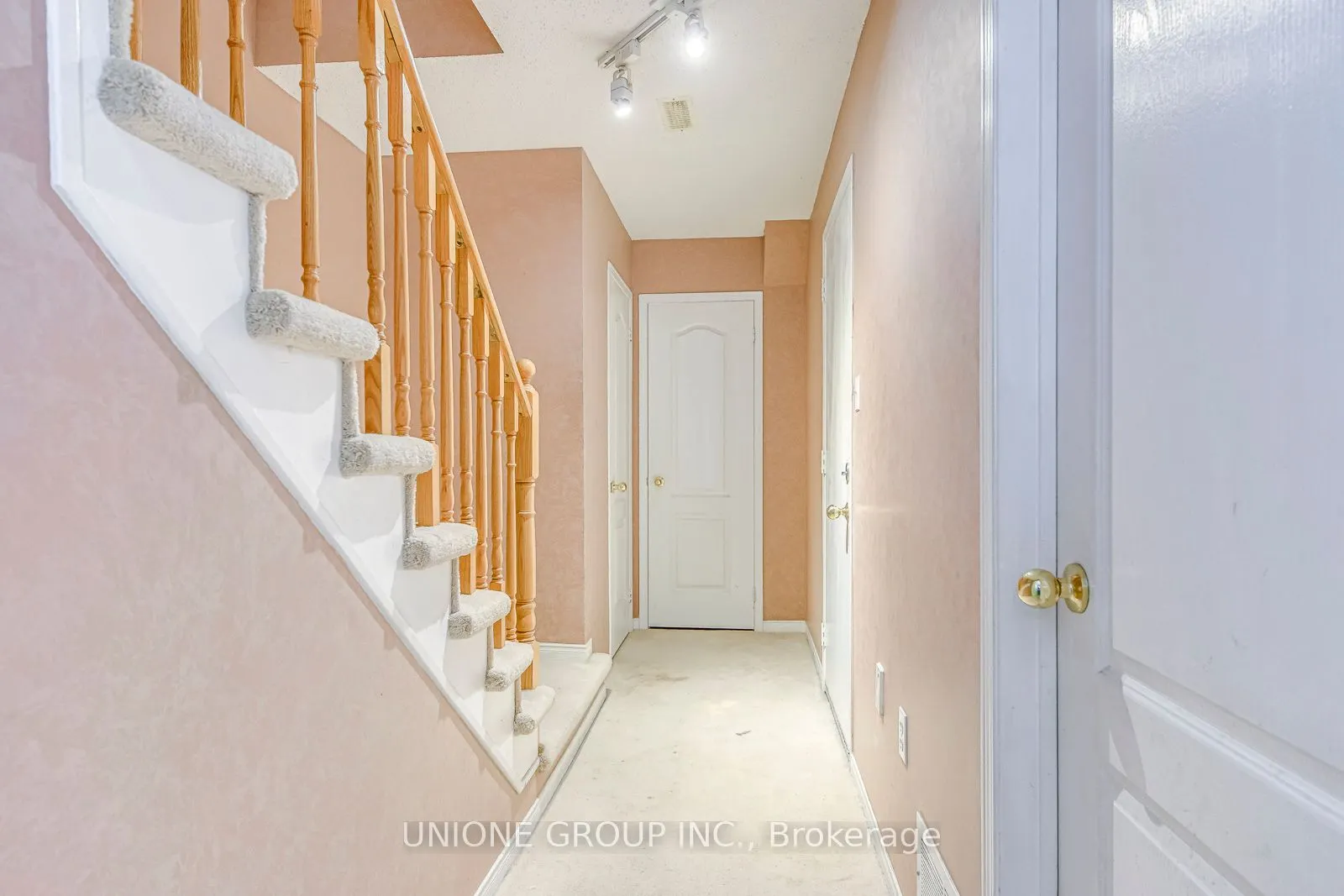 5530 Glen Erin Drive, #151