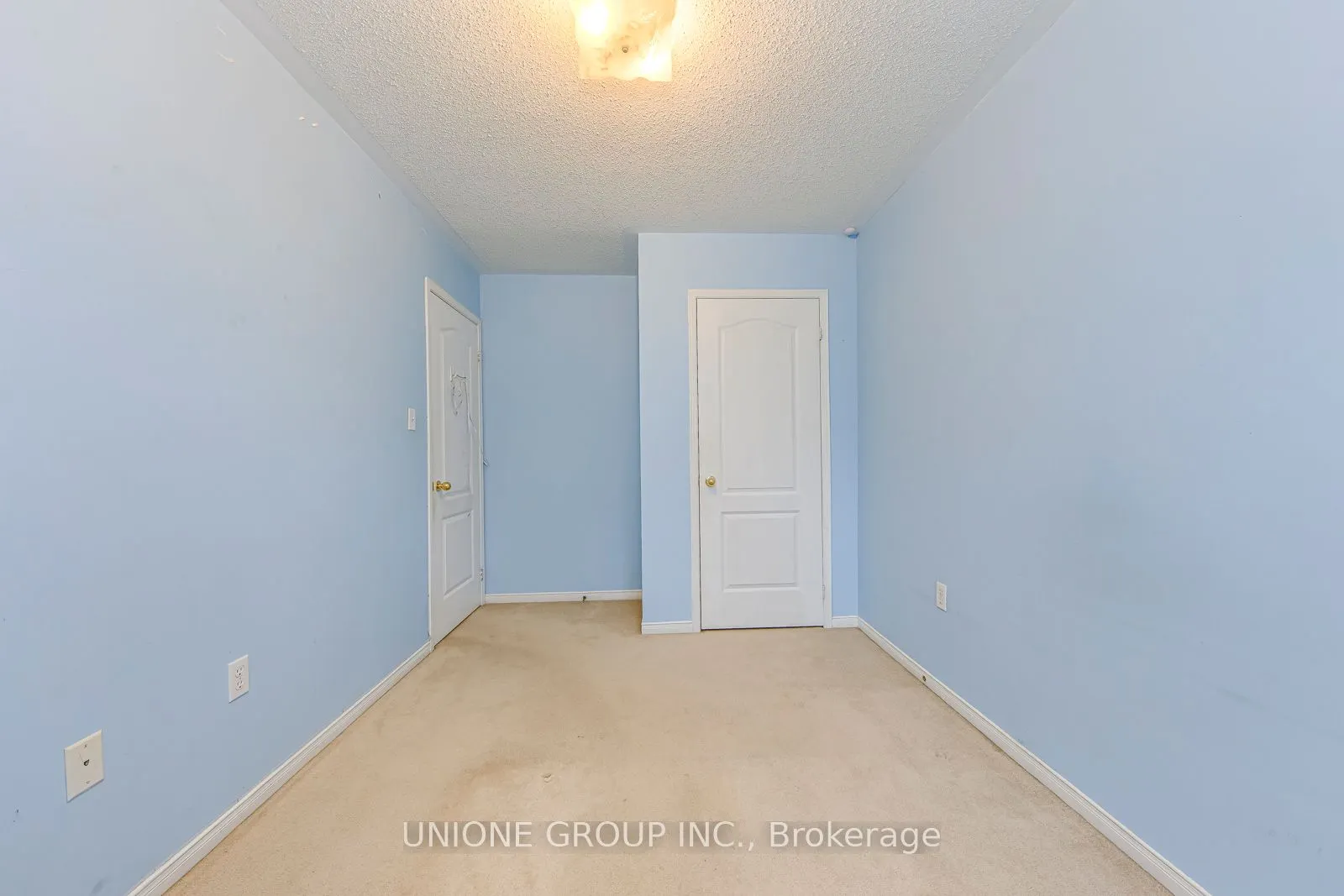 5530 Glen Erin Drive, #151