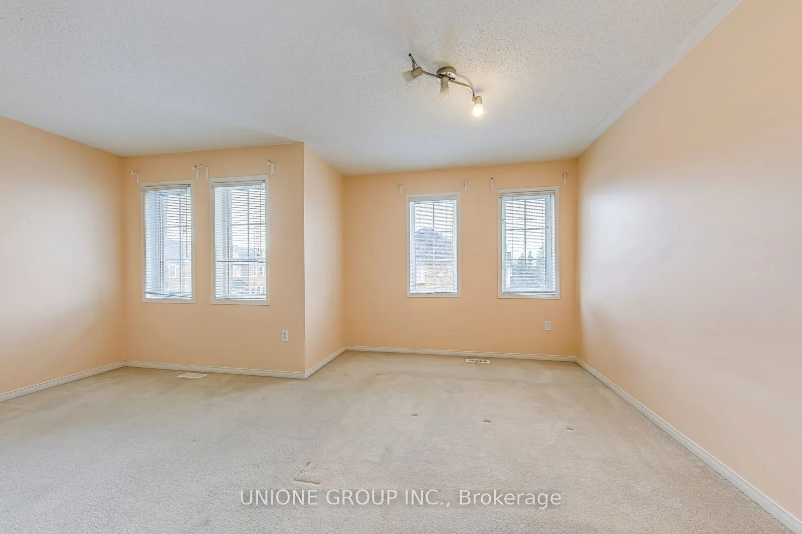 5530 Glen Erin Drive, #151