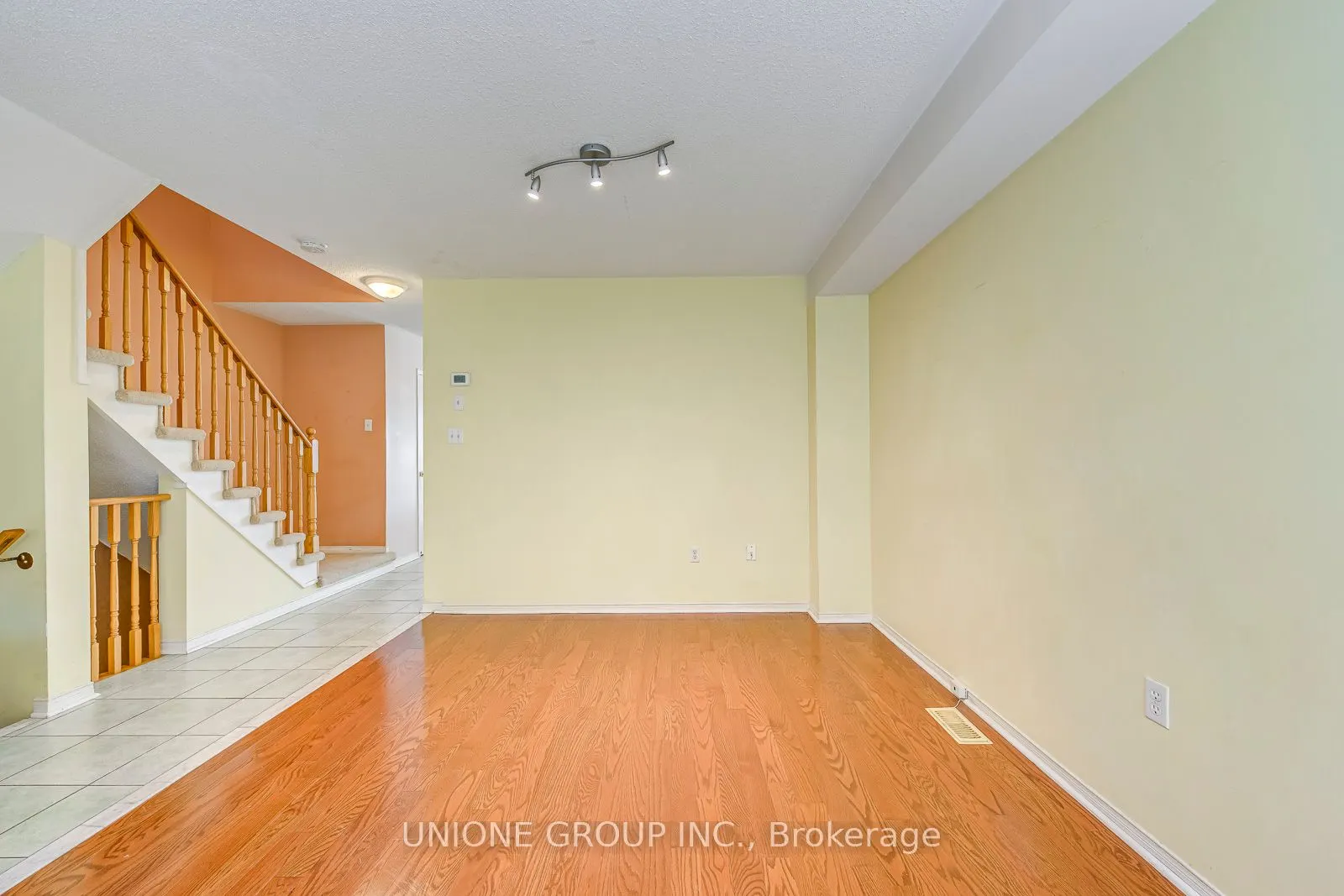 5530 Glen Erin Drive, #151