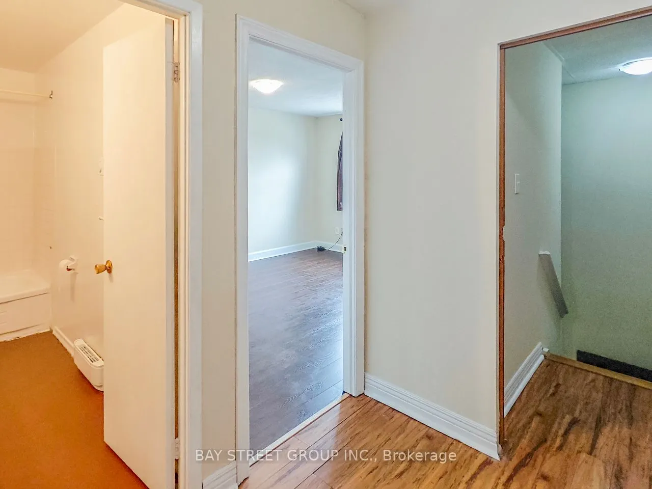 5130A Dundas Street W, #2nd Flr