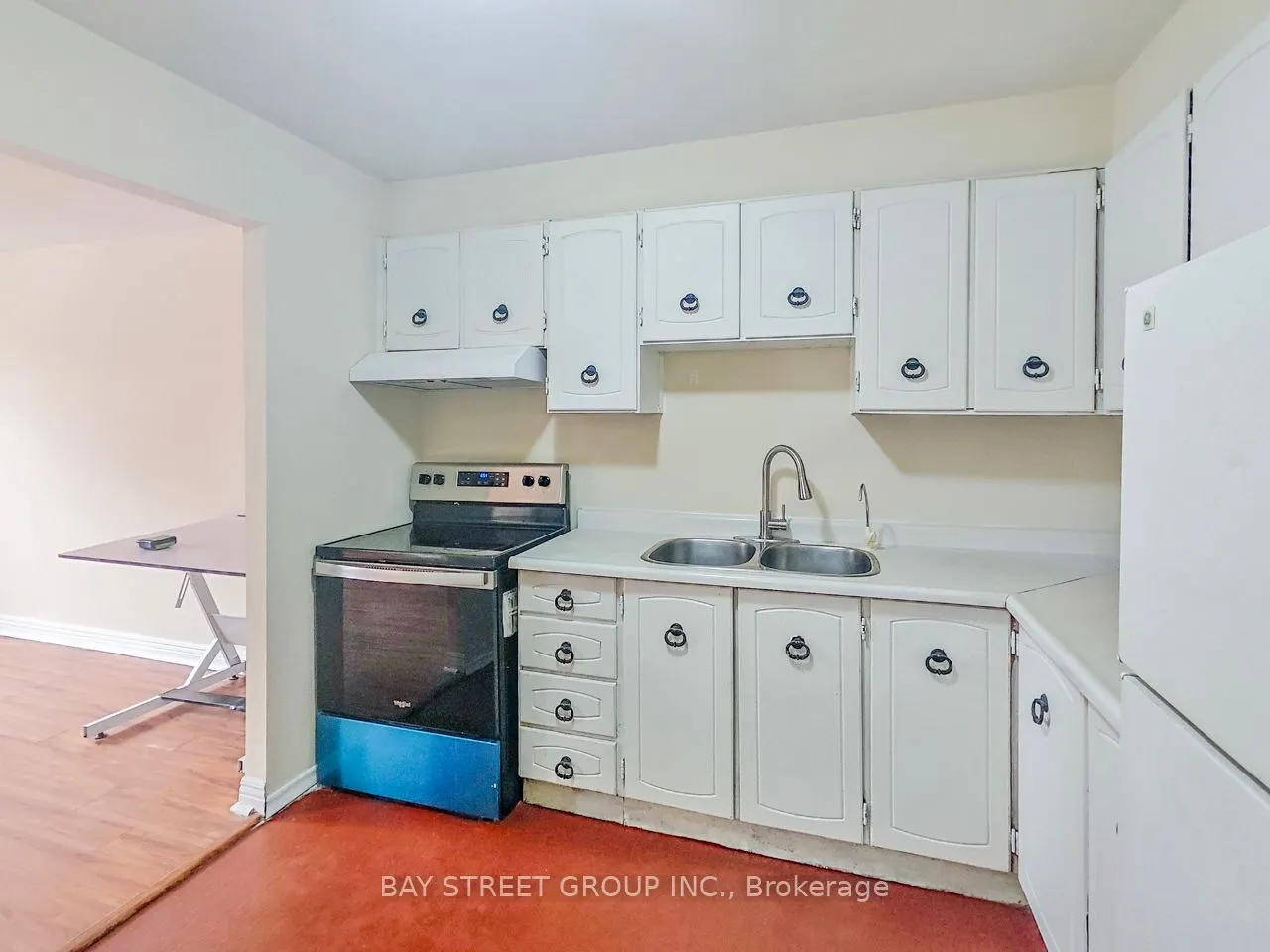 5130A Dundas Street W, #2nd Flr