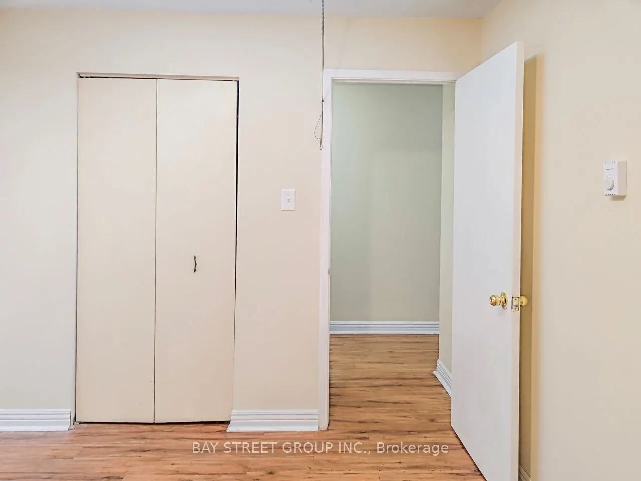 5130A Dundas Street W, #2nd Flr