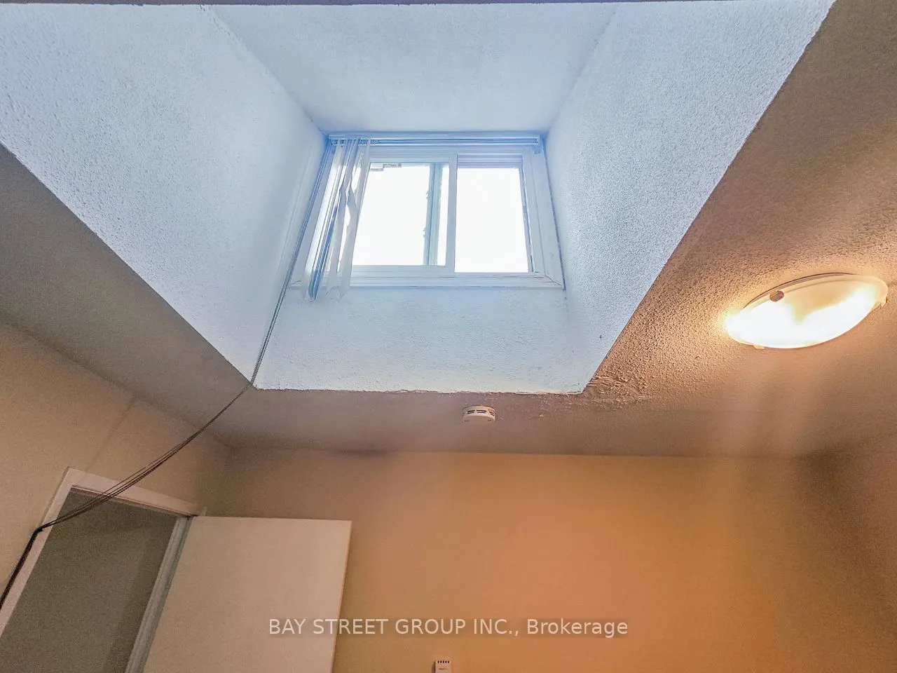 5130A Dundas Street W, #2nd Flr