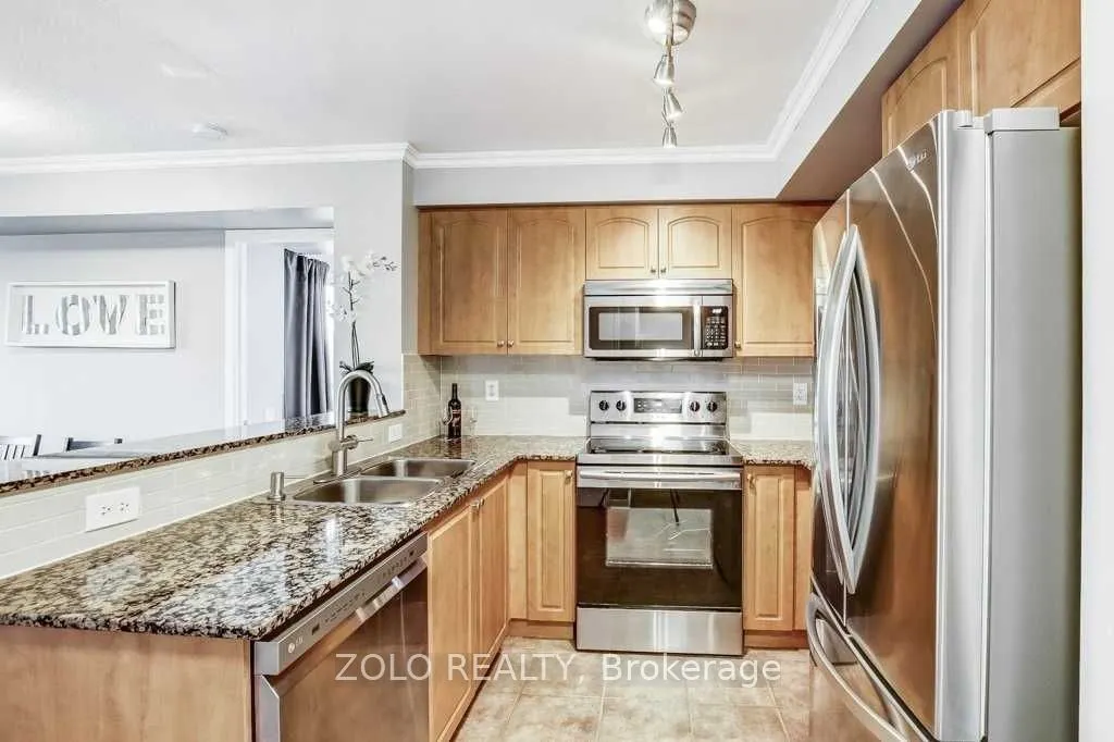 1040 The Queensway Street, #409
