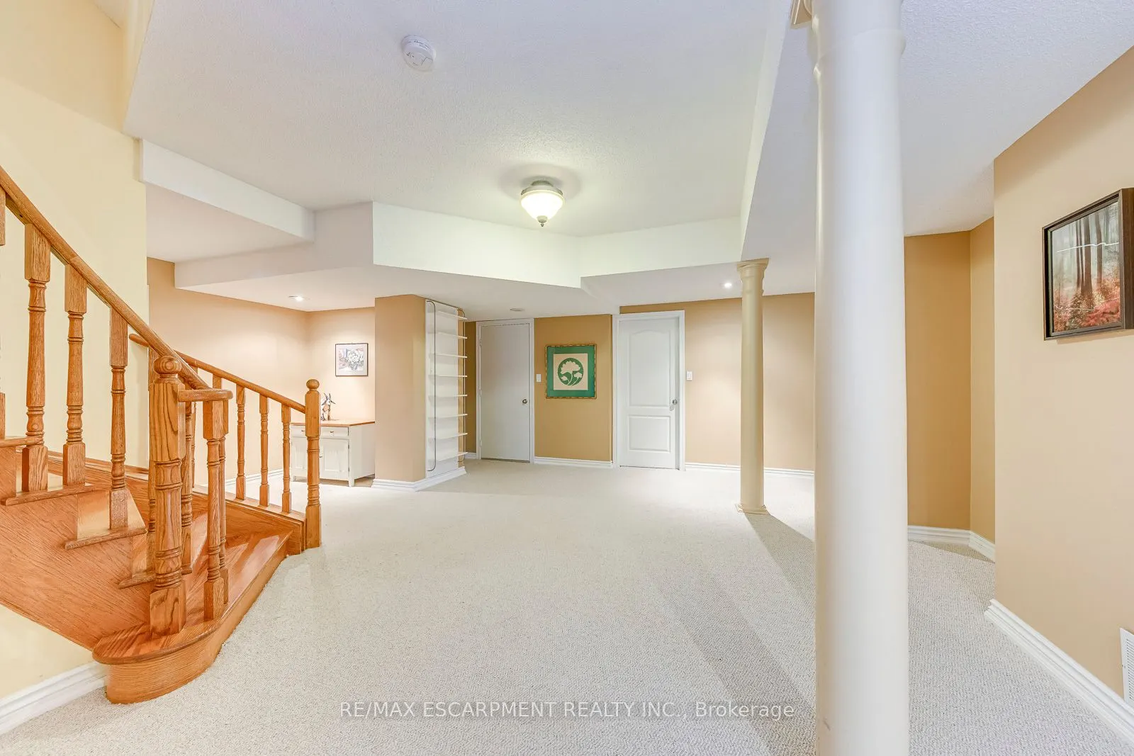 5337 Jameson Crescent