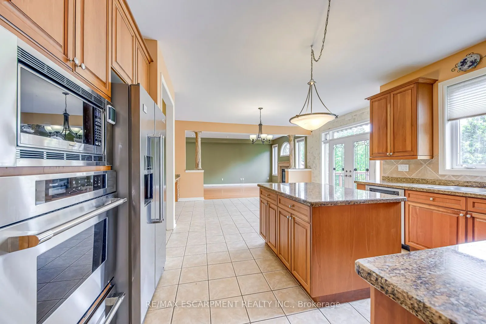 5337 Jameson Crescent