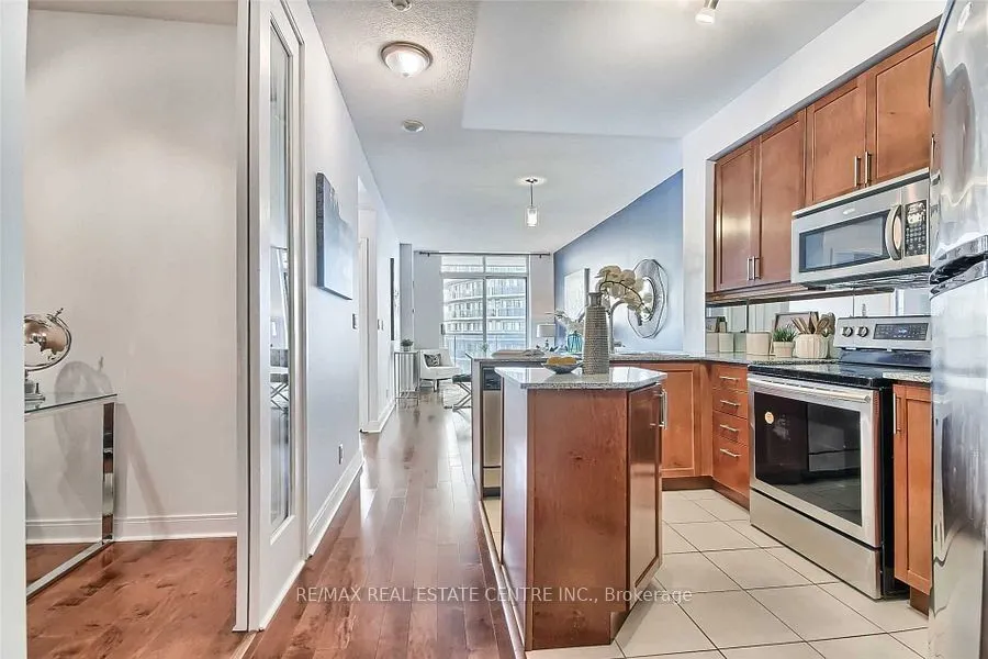 70 Absolute Avenue, #2207