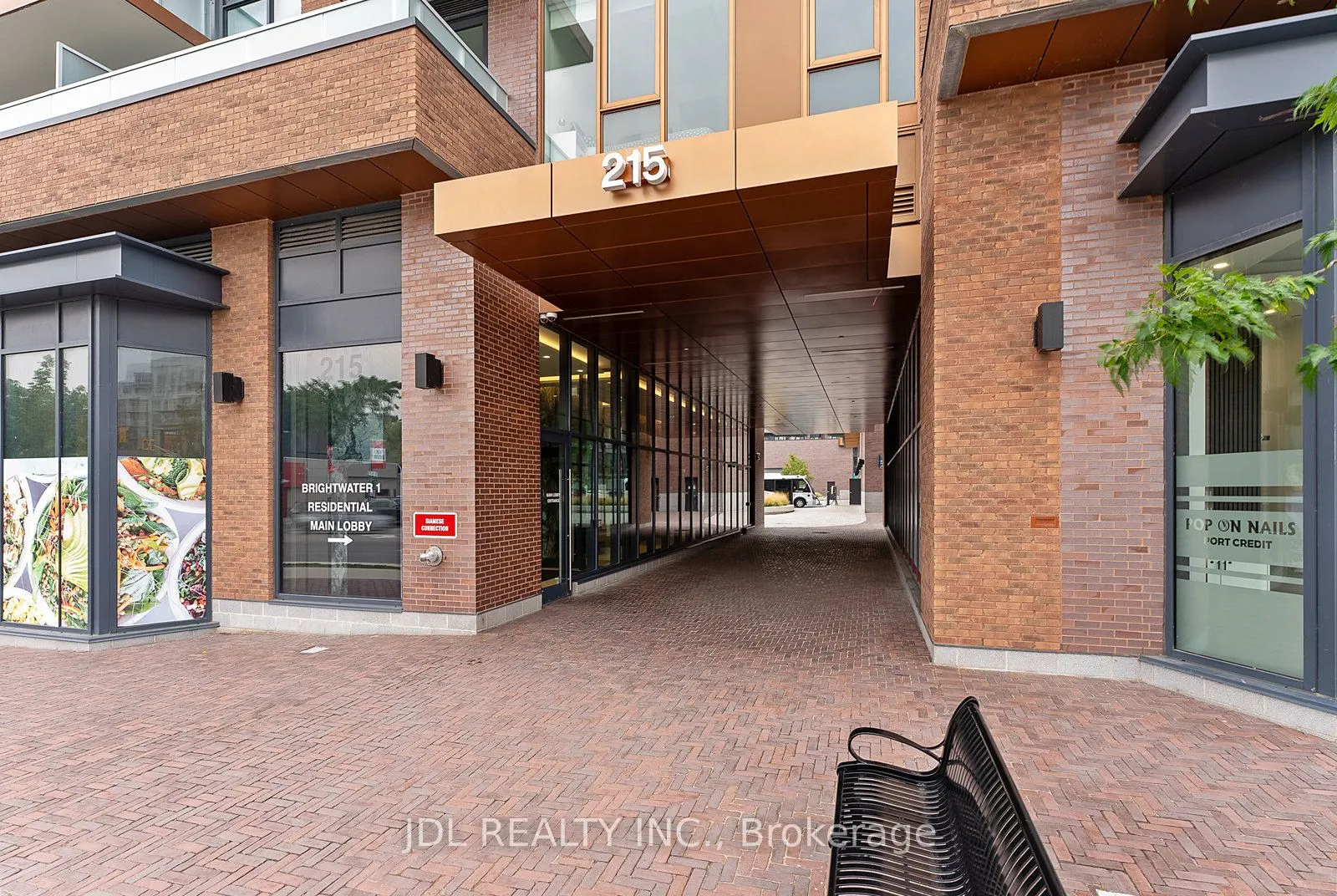 215 Lakeshore Road W, #519