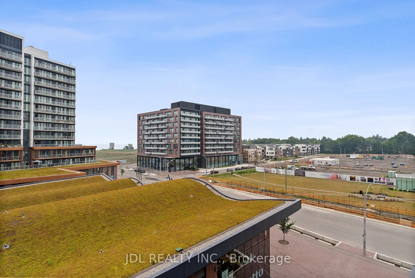 215 Lakeshore Road W, #519