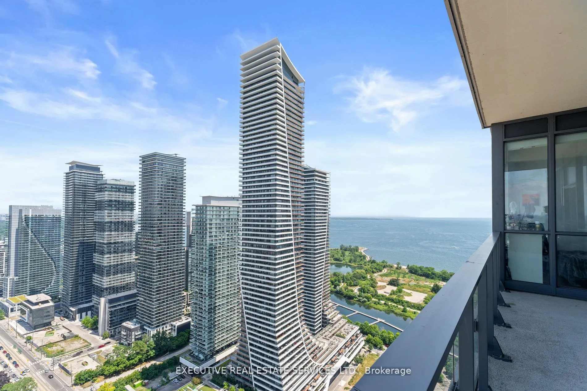 2200 Lakeshore Boulevard W, #LPH07