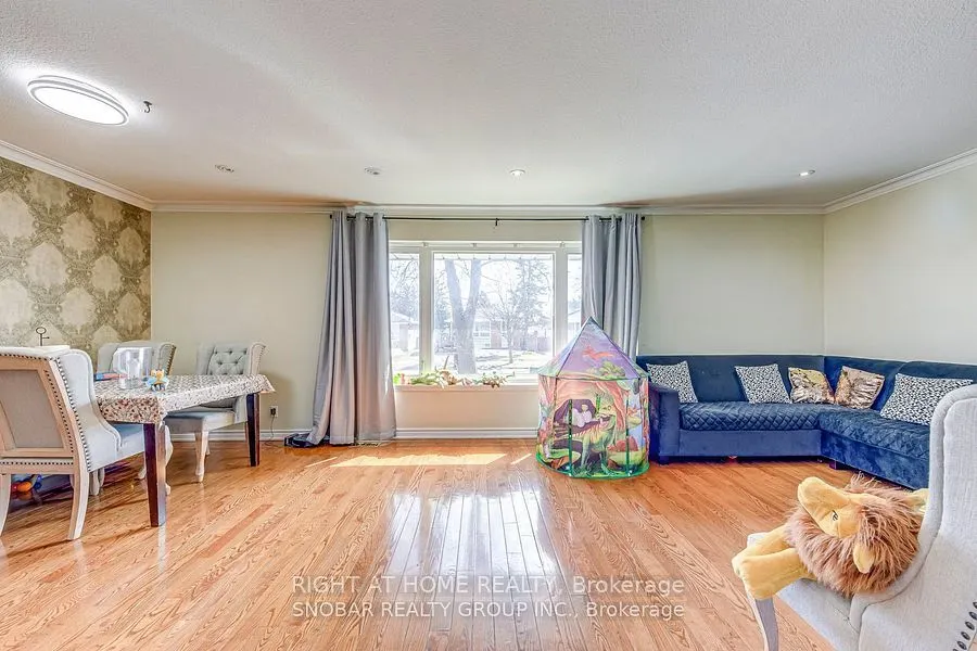 24 Ludgate Drive, #MAIN