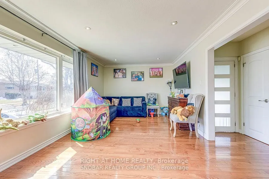 24 Ludgate Drive, #MAIN