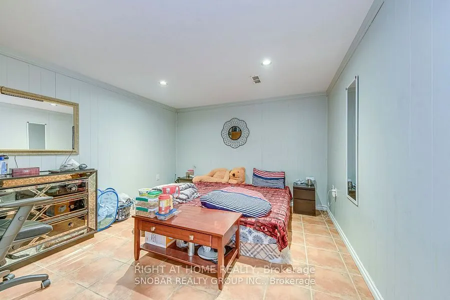 24 Ludgate Drive, #MAIN
