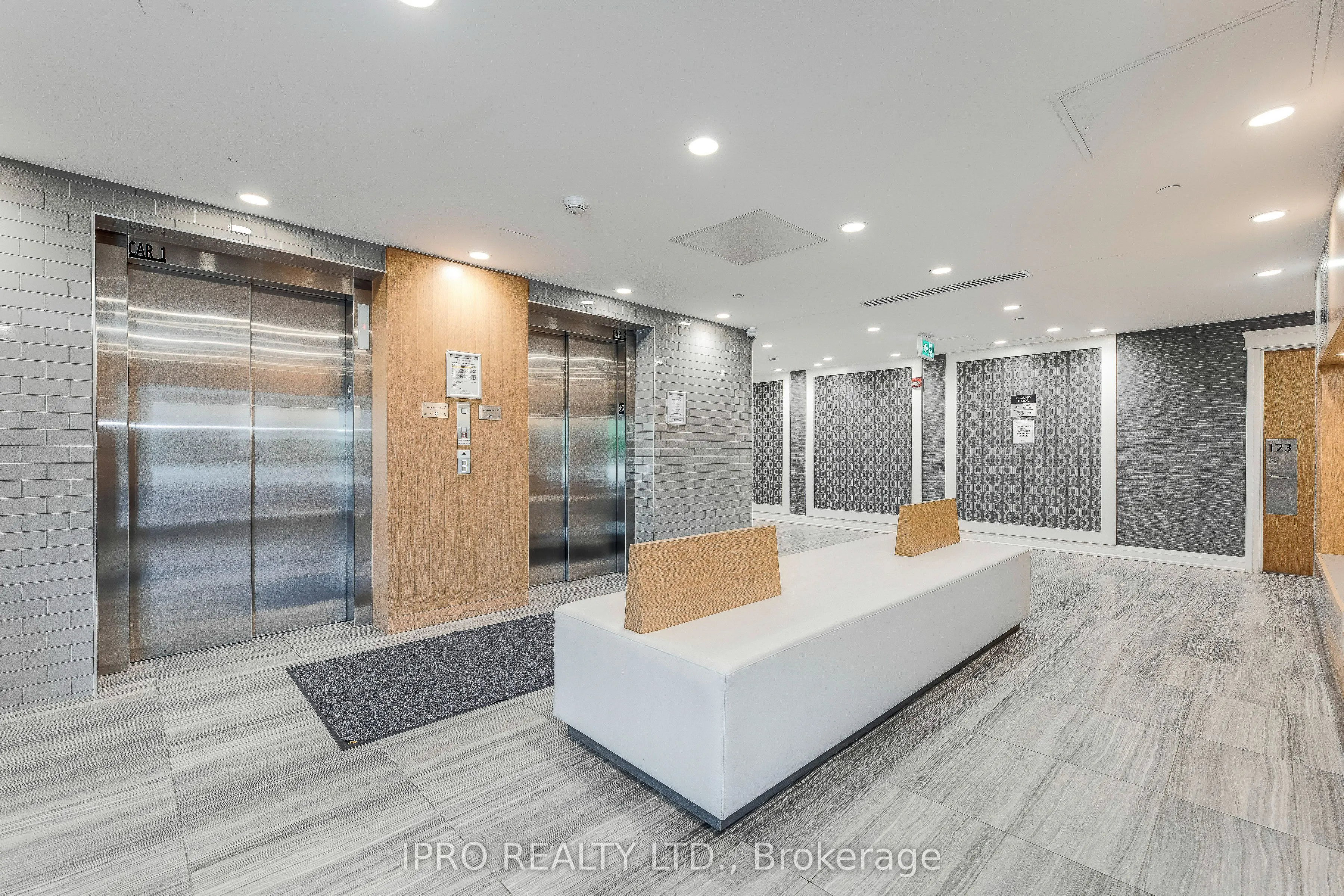 128 GROVEWOOD Common, #205