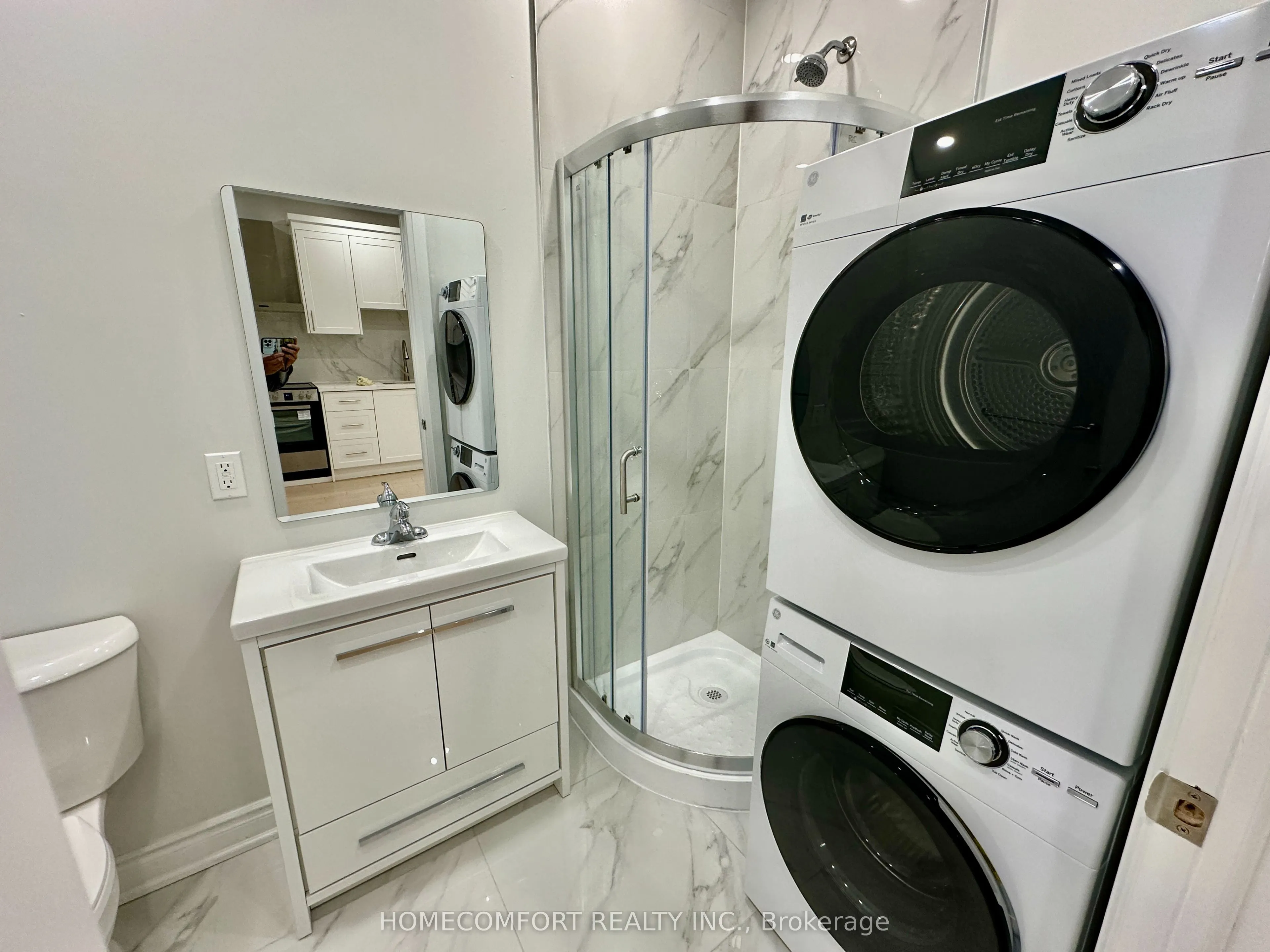211 Osler Street, #Upper
