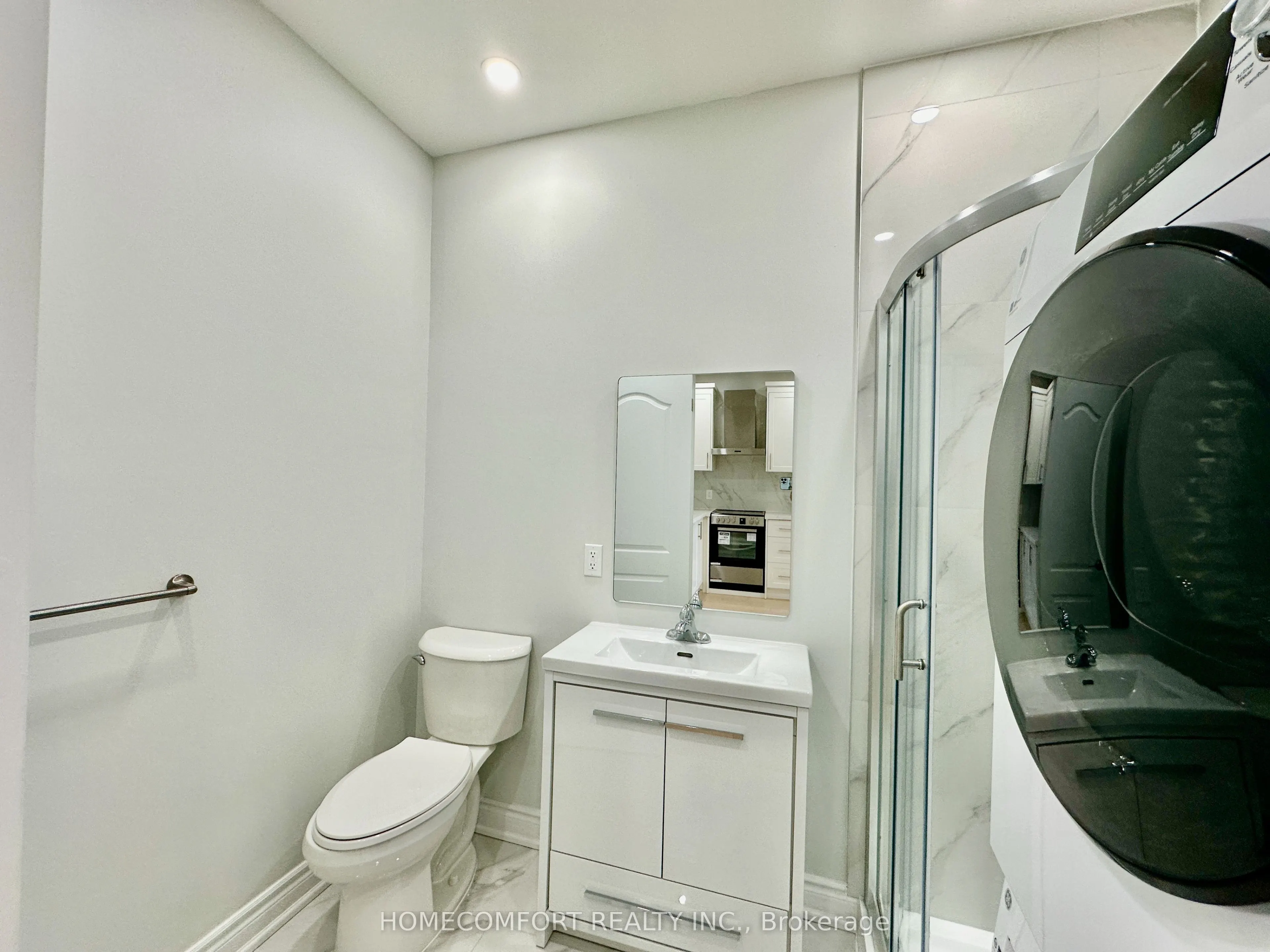 211 Osler Street, #Upper