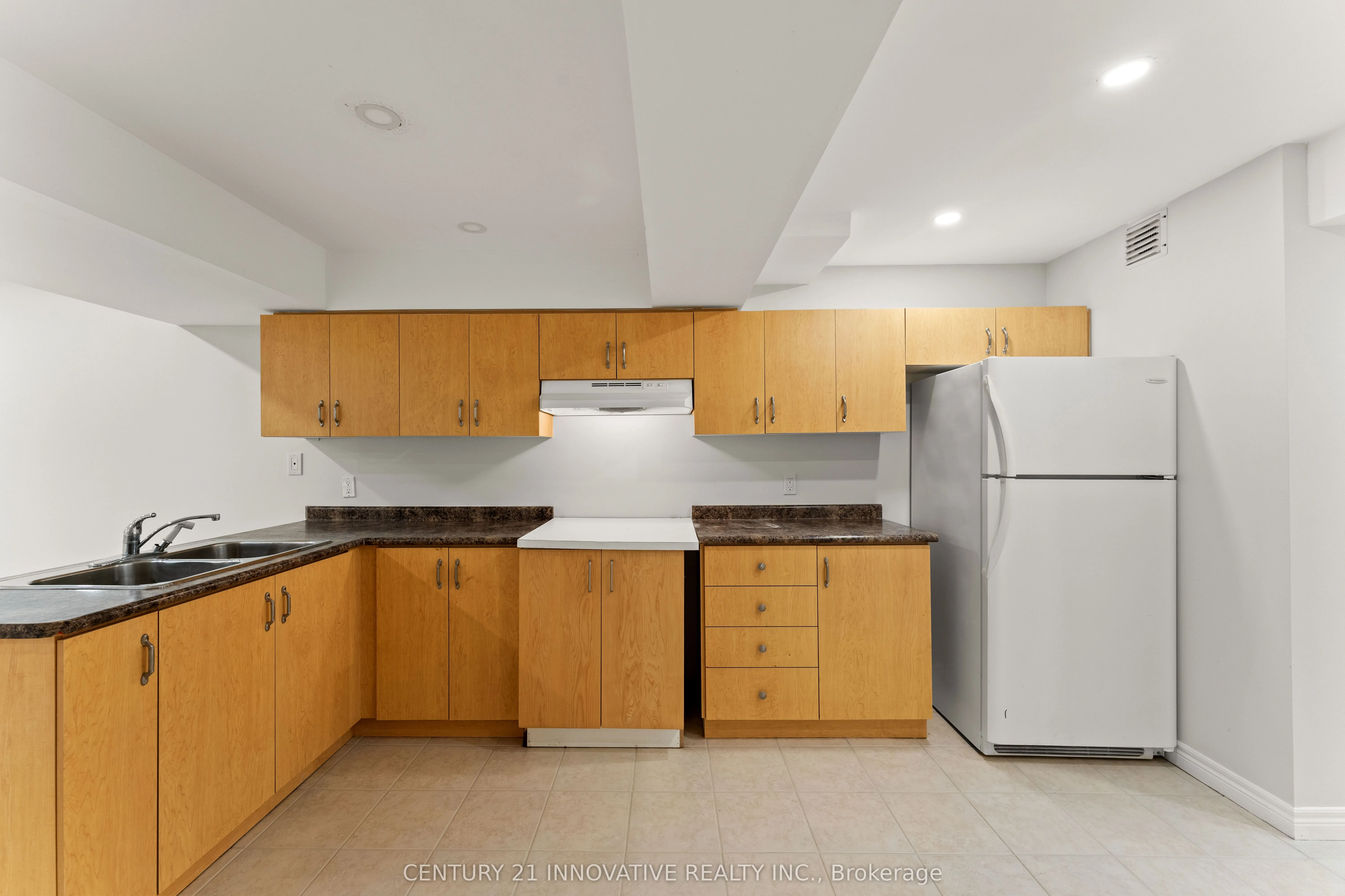 2442 Felhaber Crescent