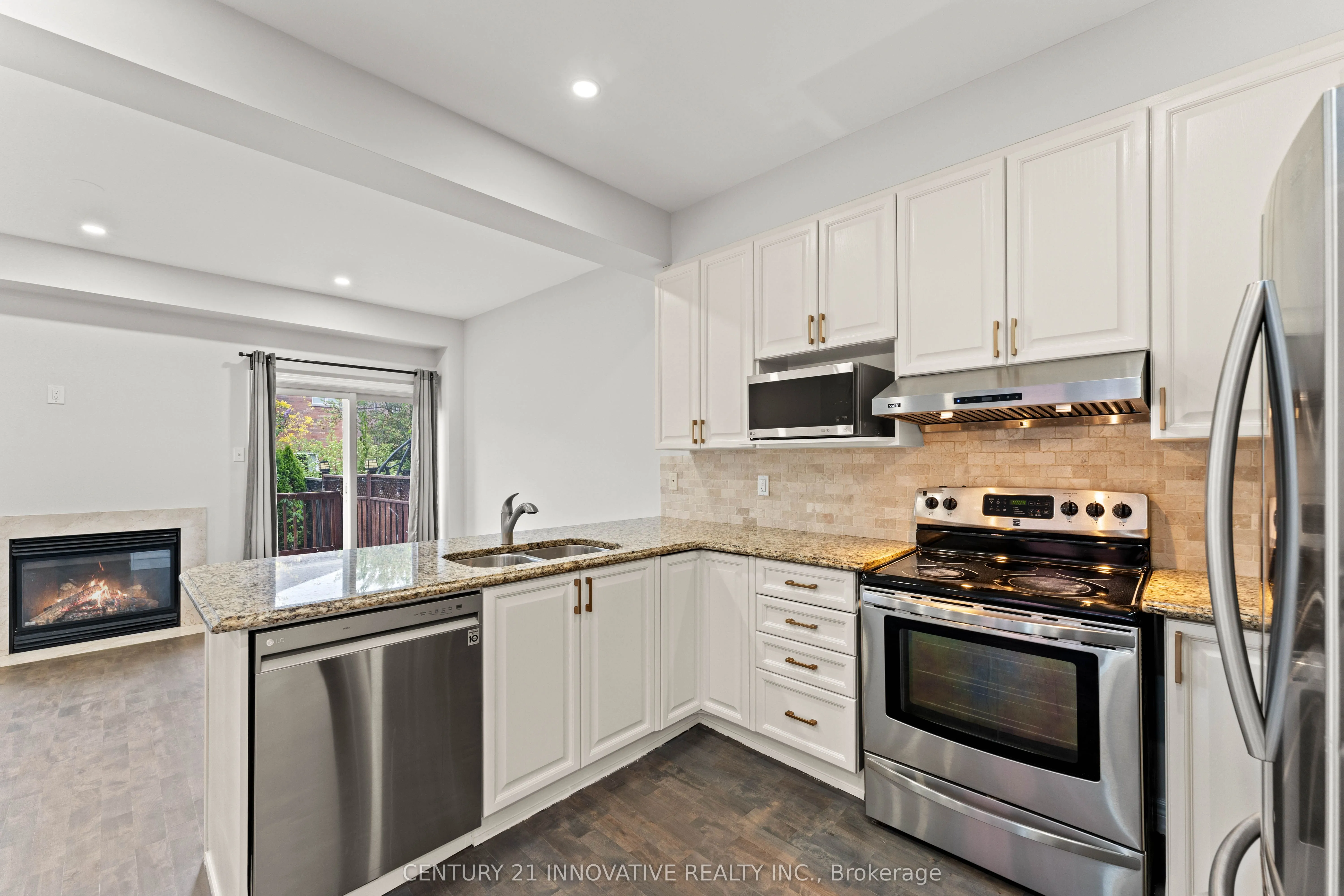 2442 Felhaber Crescent