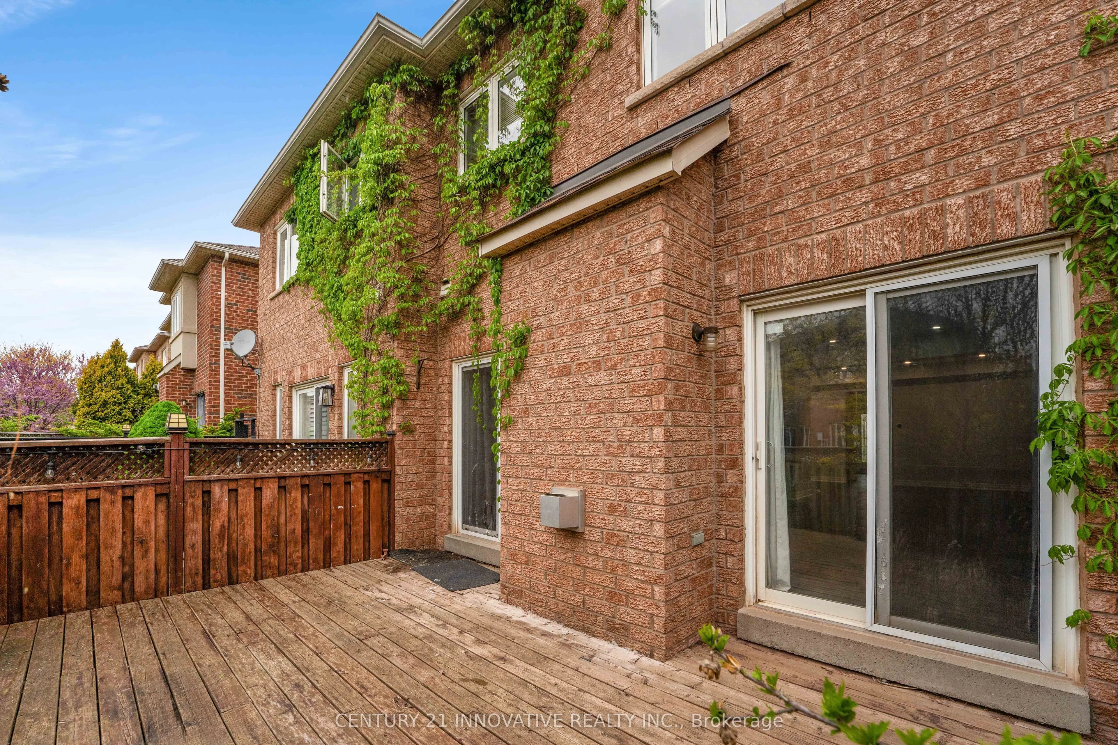 2442 Felhaber Crescent