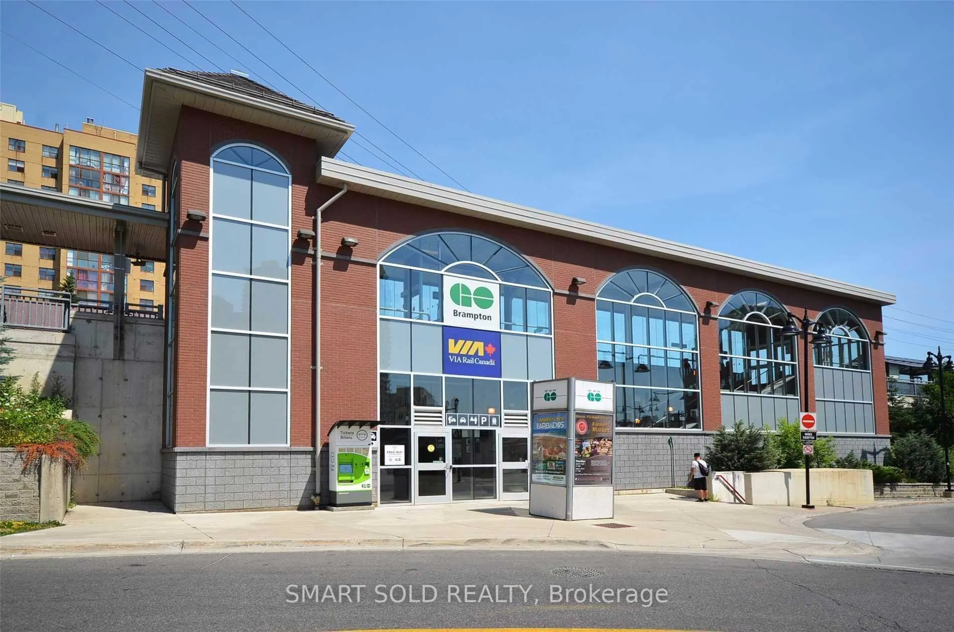 1 Belvedere Court, #1404