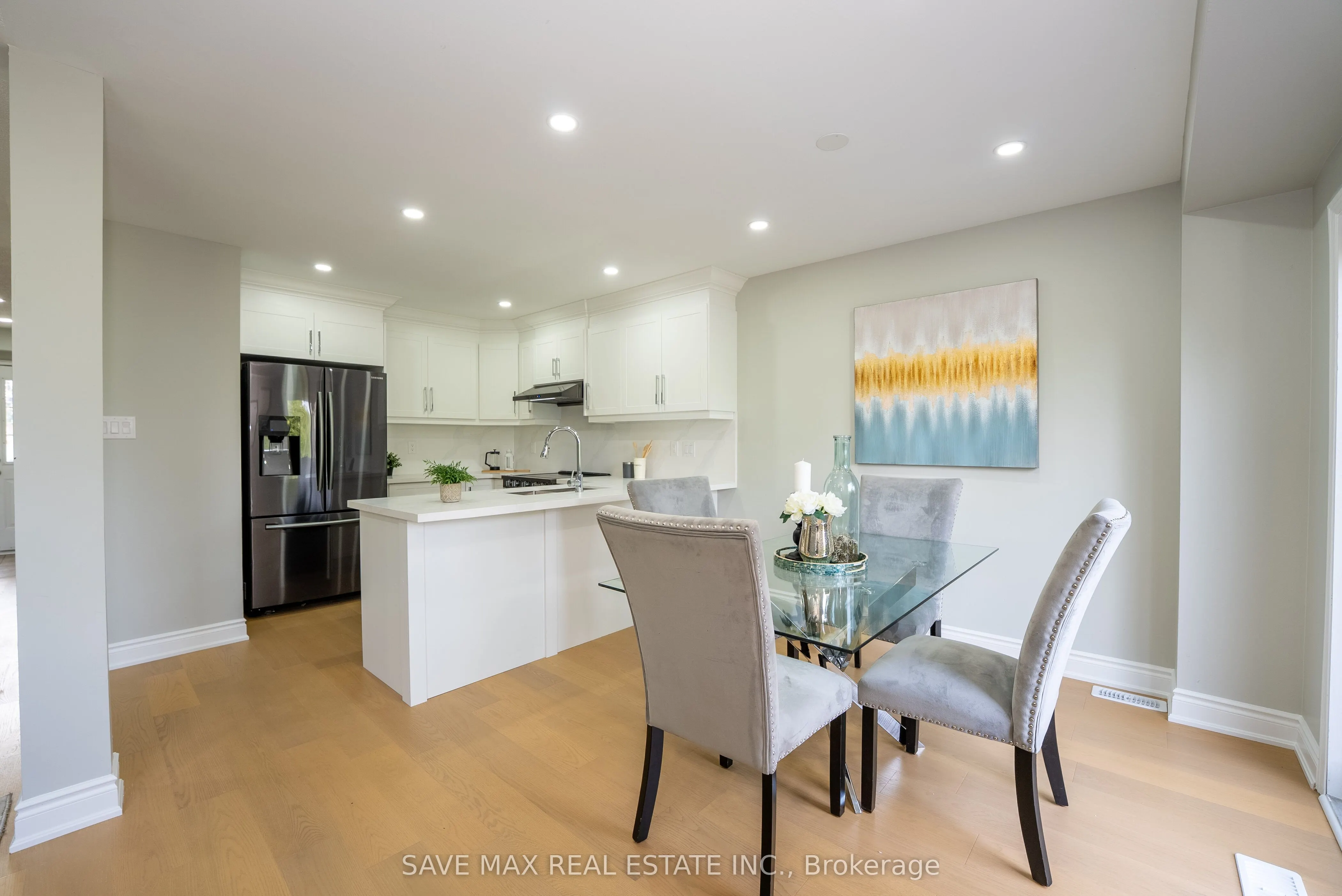 33 Heathwood Drive