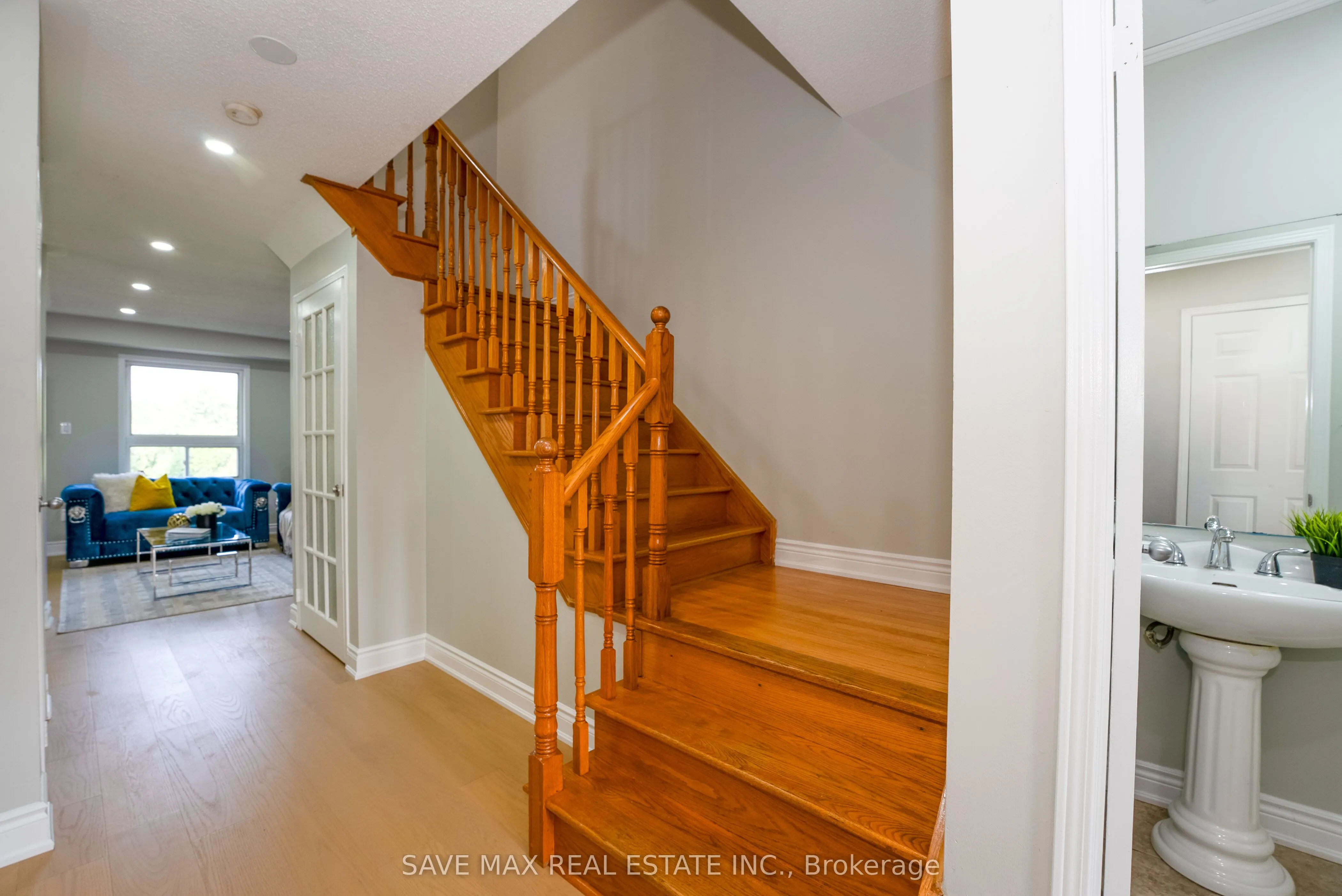 33 Heathwood Drive