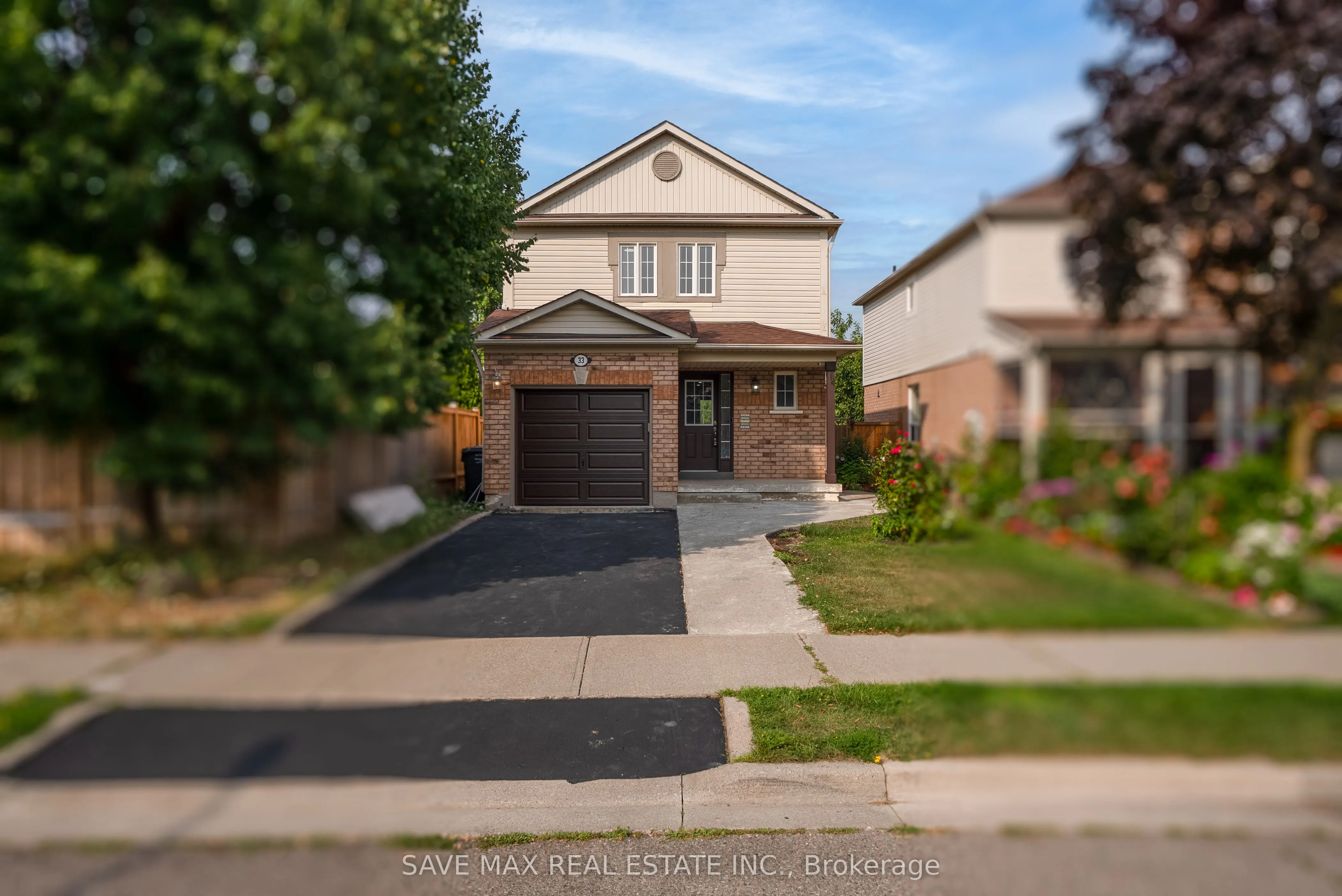 33 Heathwood Drive