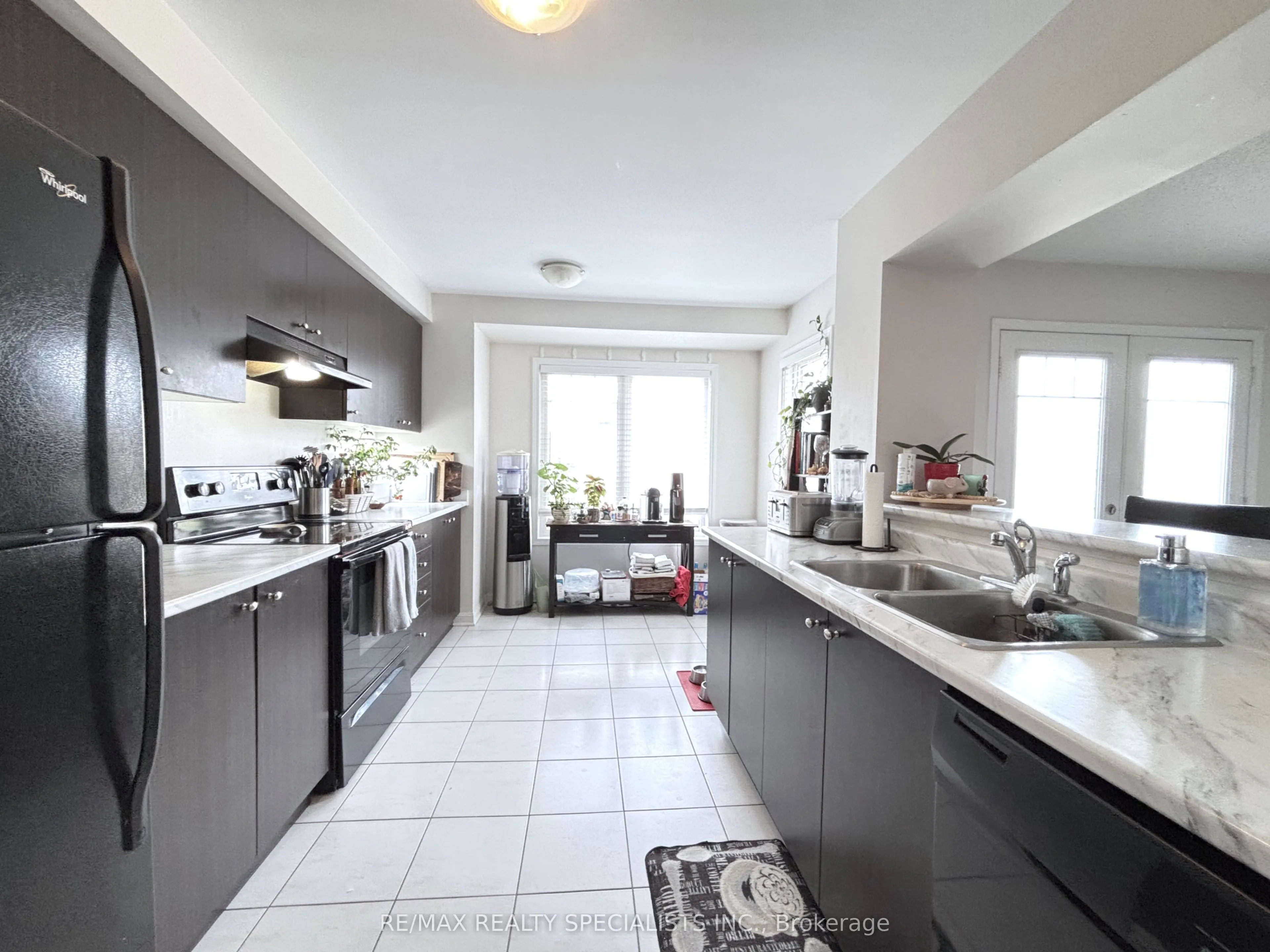 230 Mortimer Crescent