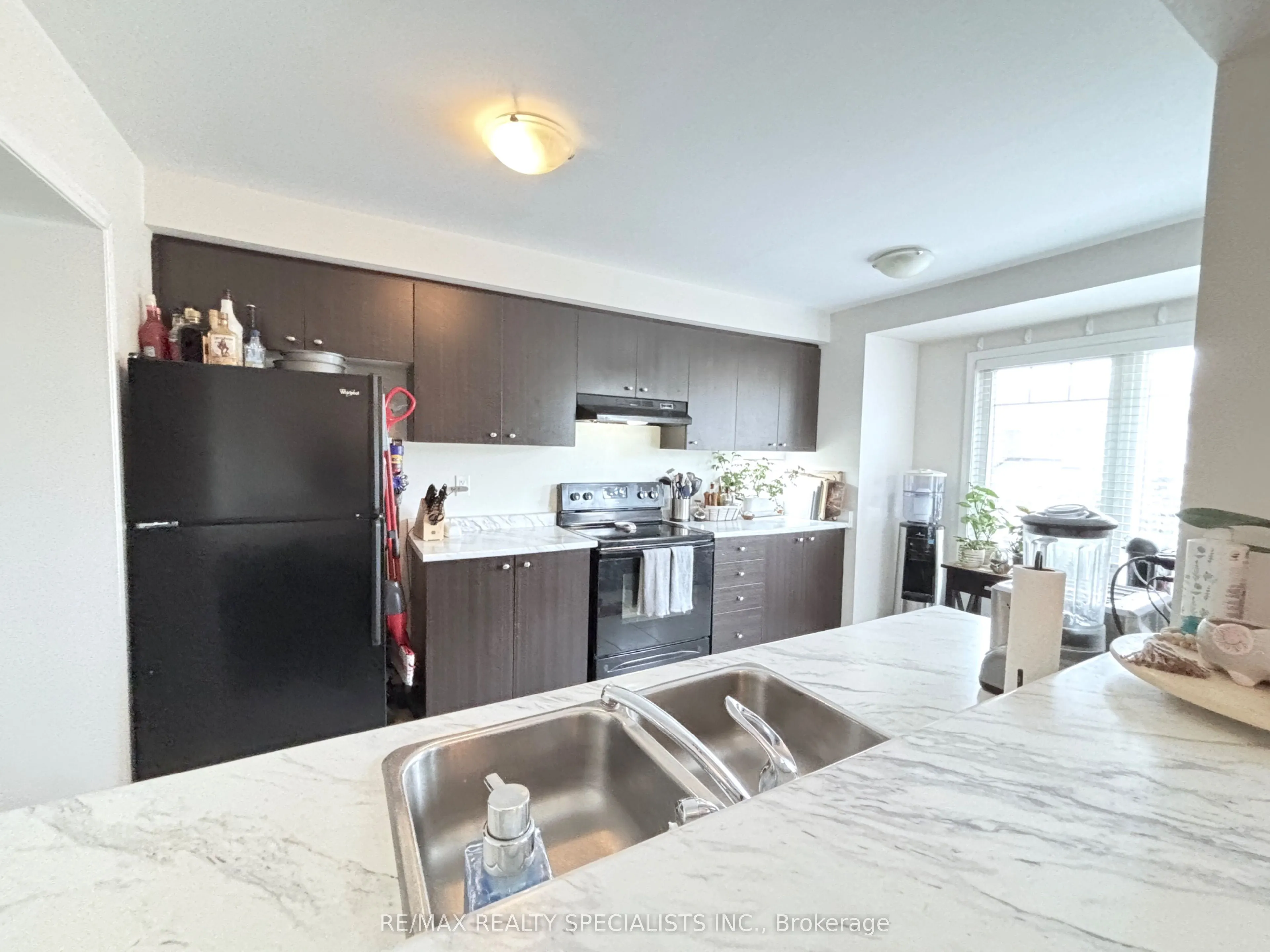230 Mortimer Crescent