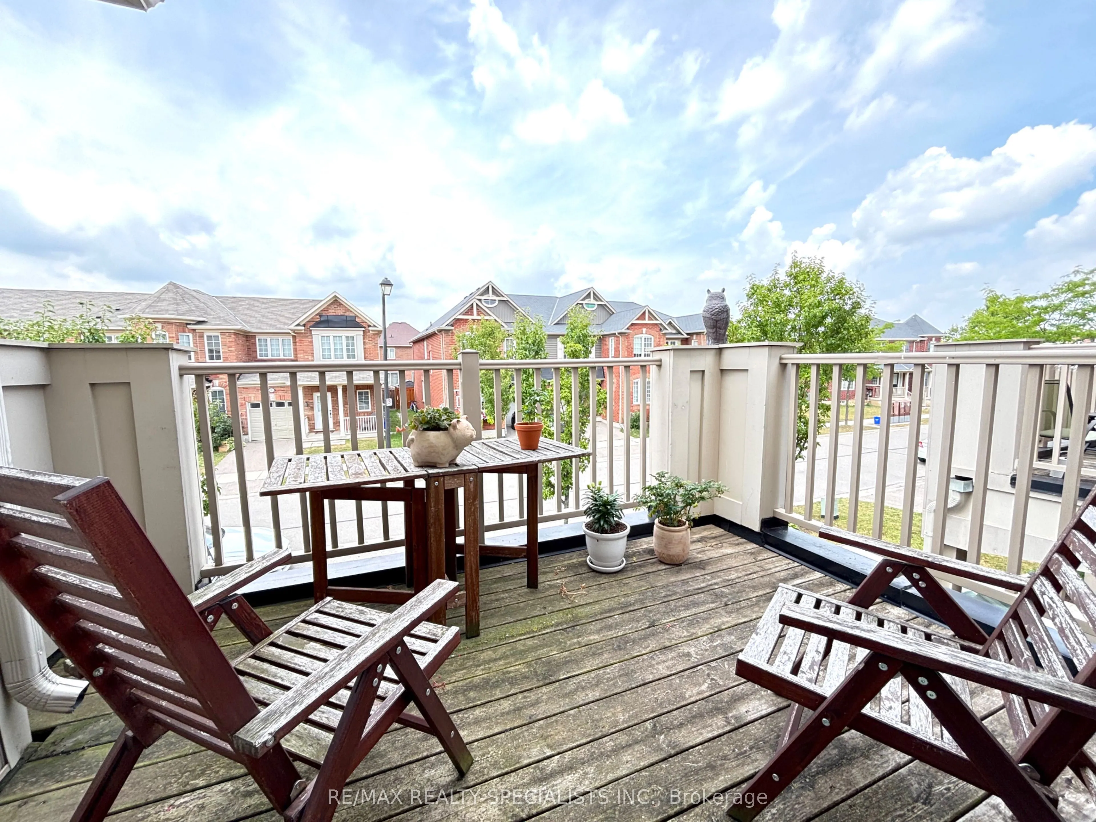 230 Mortimer Crescent