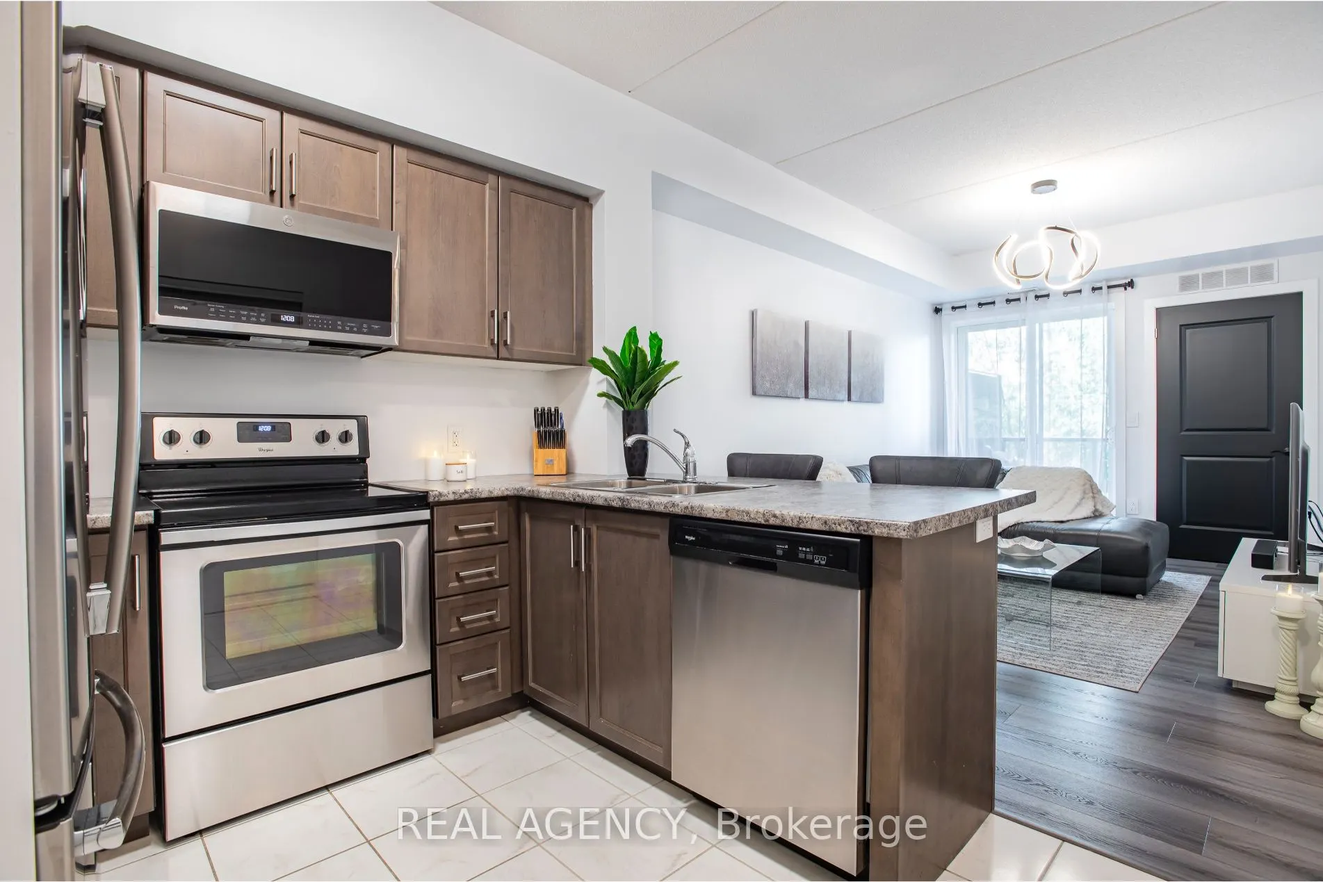 630 Sauve Street, #120