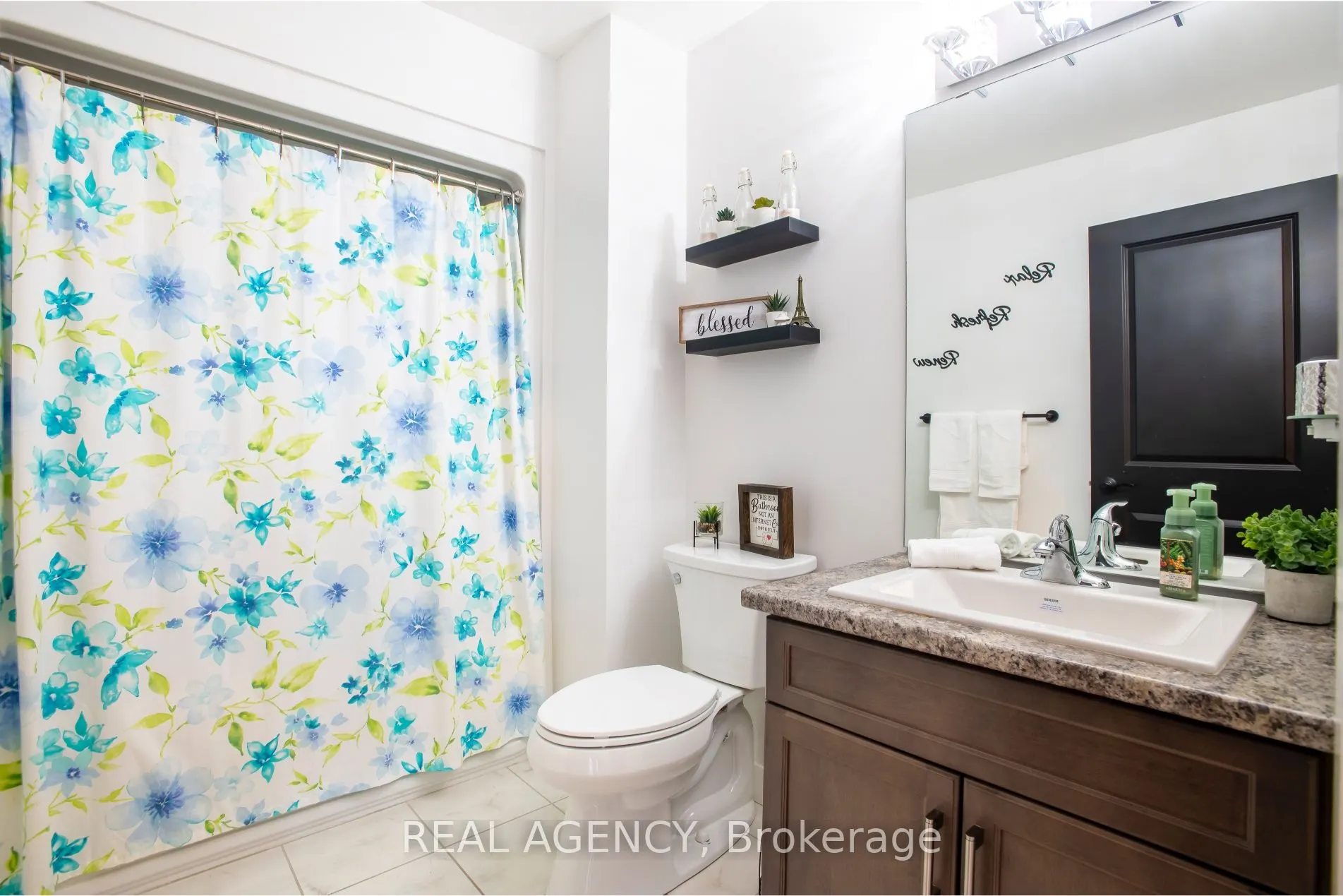 630 Sauve Street, #120