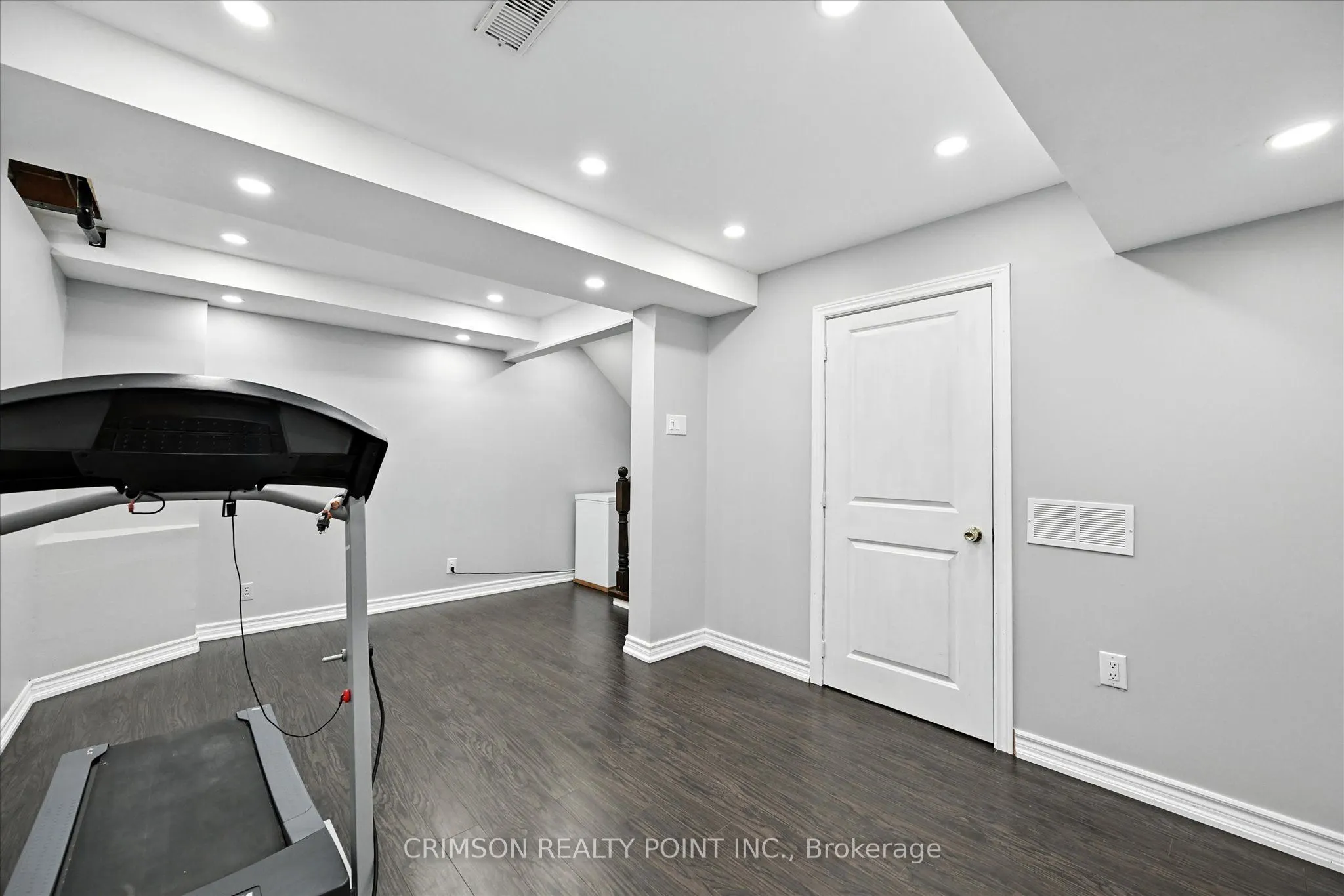 235 Bronte Street S, #37