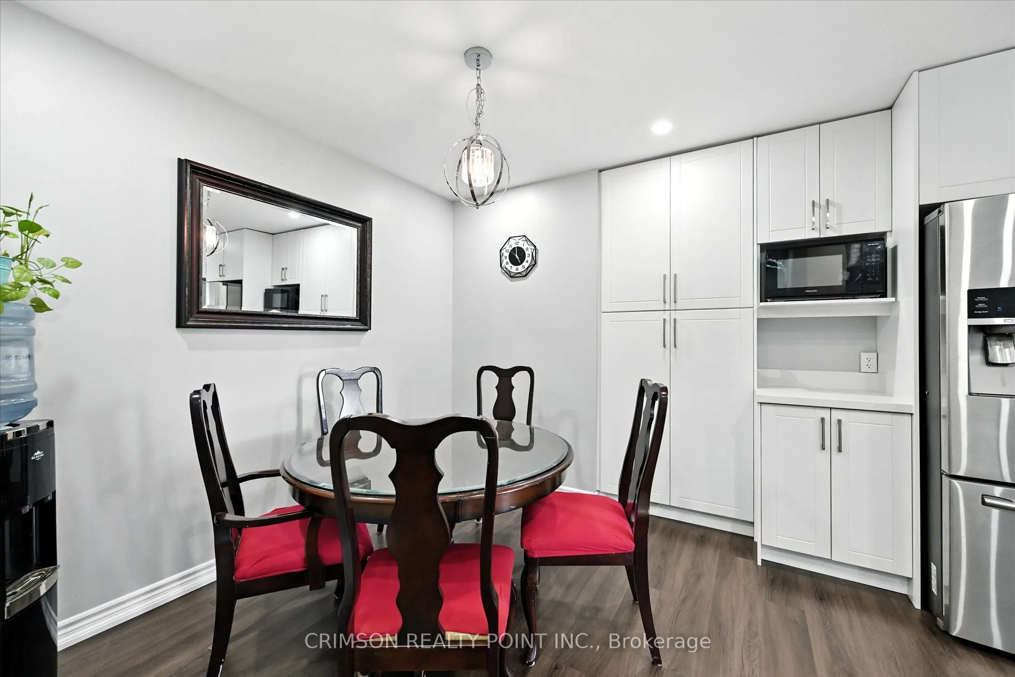 235 Bronte Street S, #37