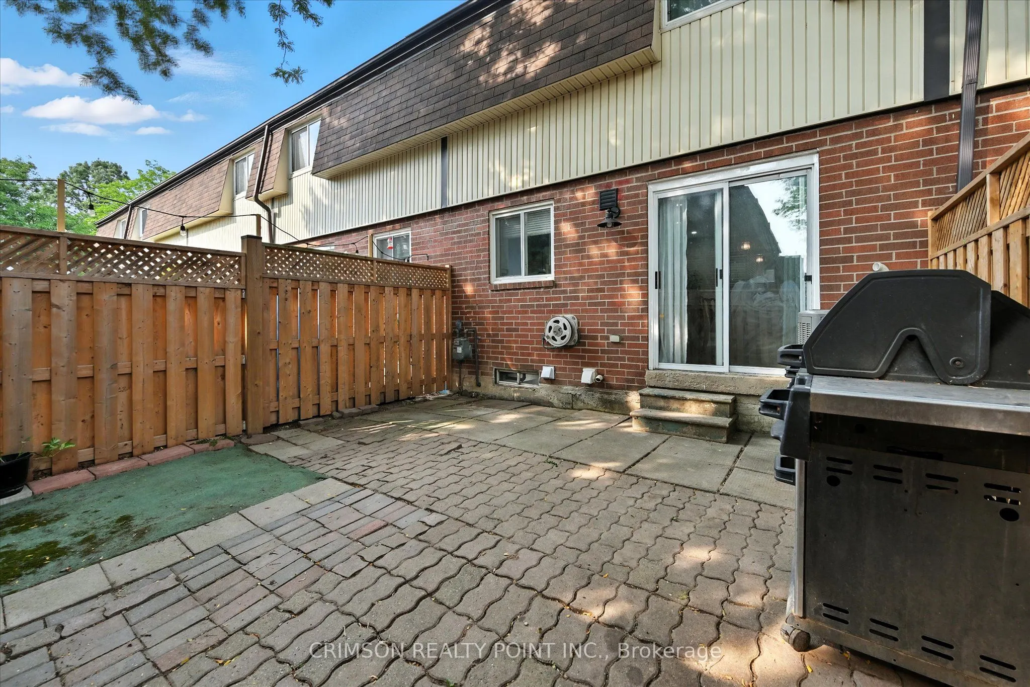 235 Bronte Street S, #37
